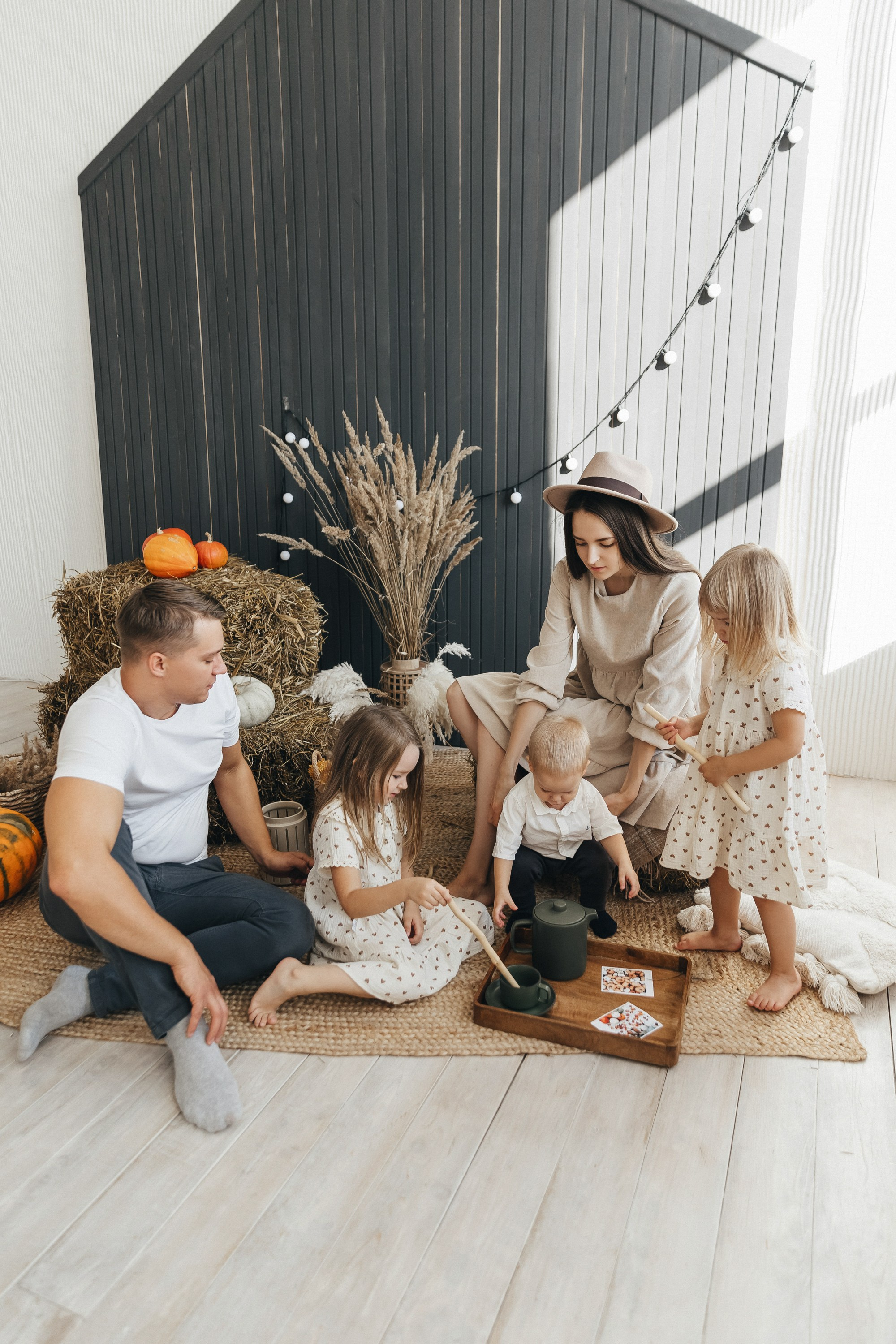 ЮЛЯ, ДАНИИЛ, ЛЮДА, ДАША И ЯРИК ` 23. Maria Startseva Photo