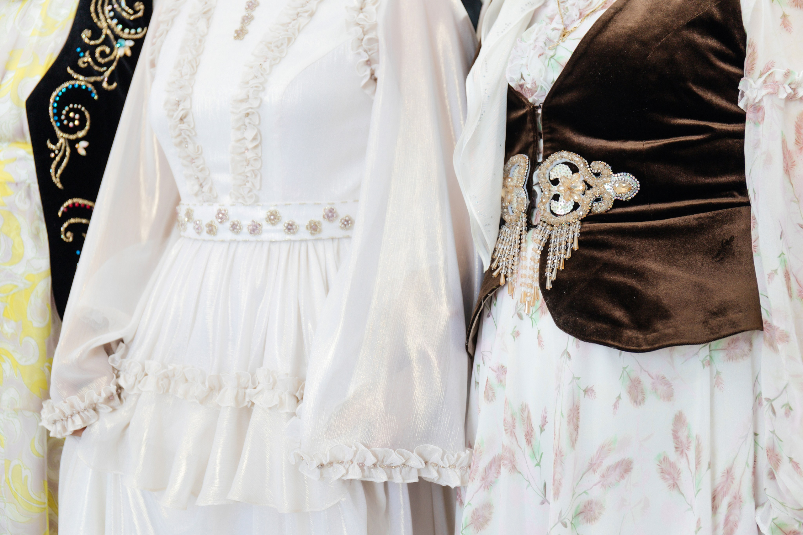 Moldir — syrğa salu. Wedding and Love story Photographer