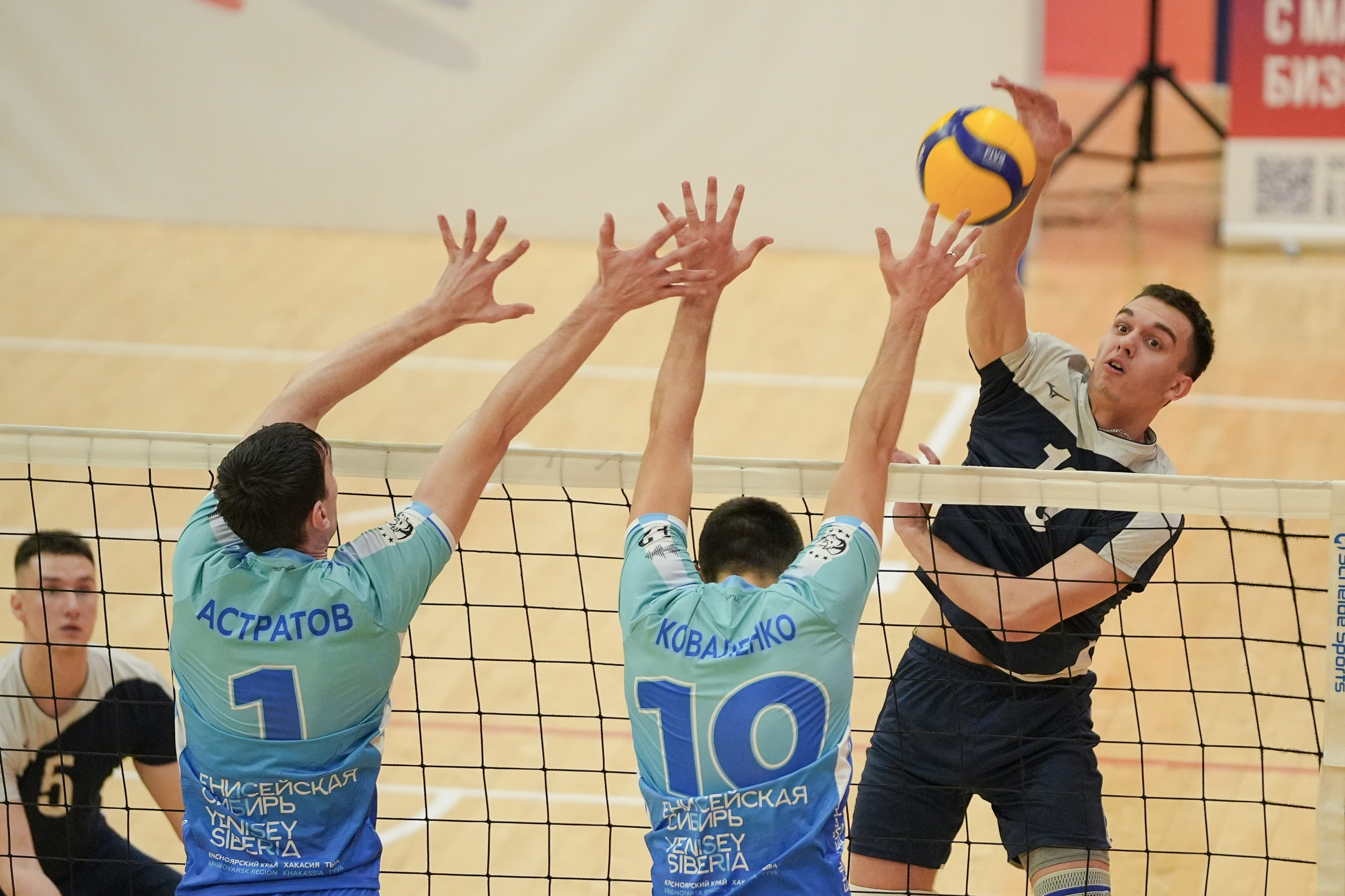 Волейбол. Репортажный фотограф Красноярск Алекс Чампакхам