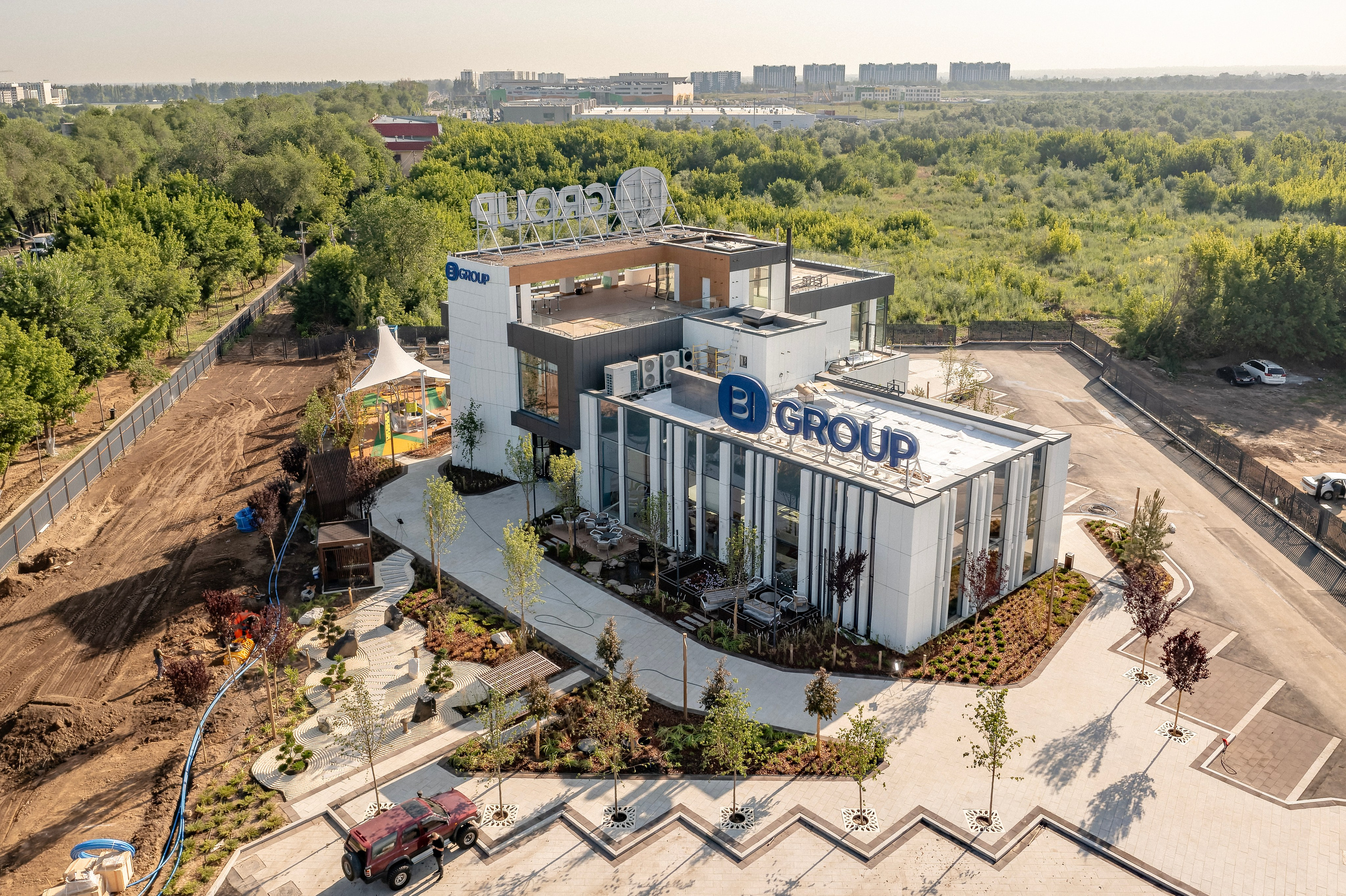 Алматы, ход строительства отдела продаж Bi Group Dream City Tech, июнь 2025. Интерьерный фотограф Алматы