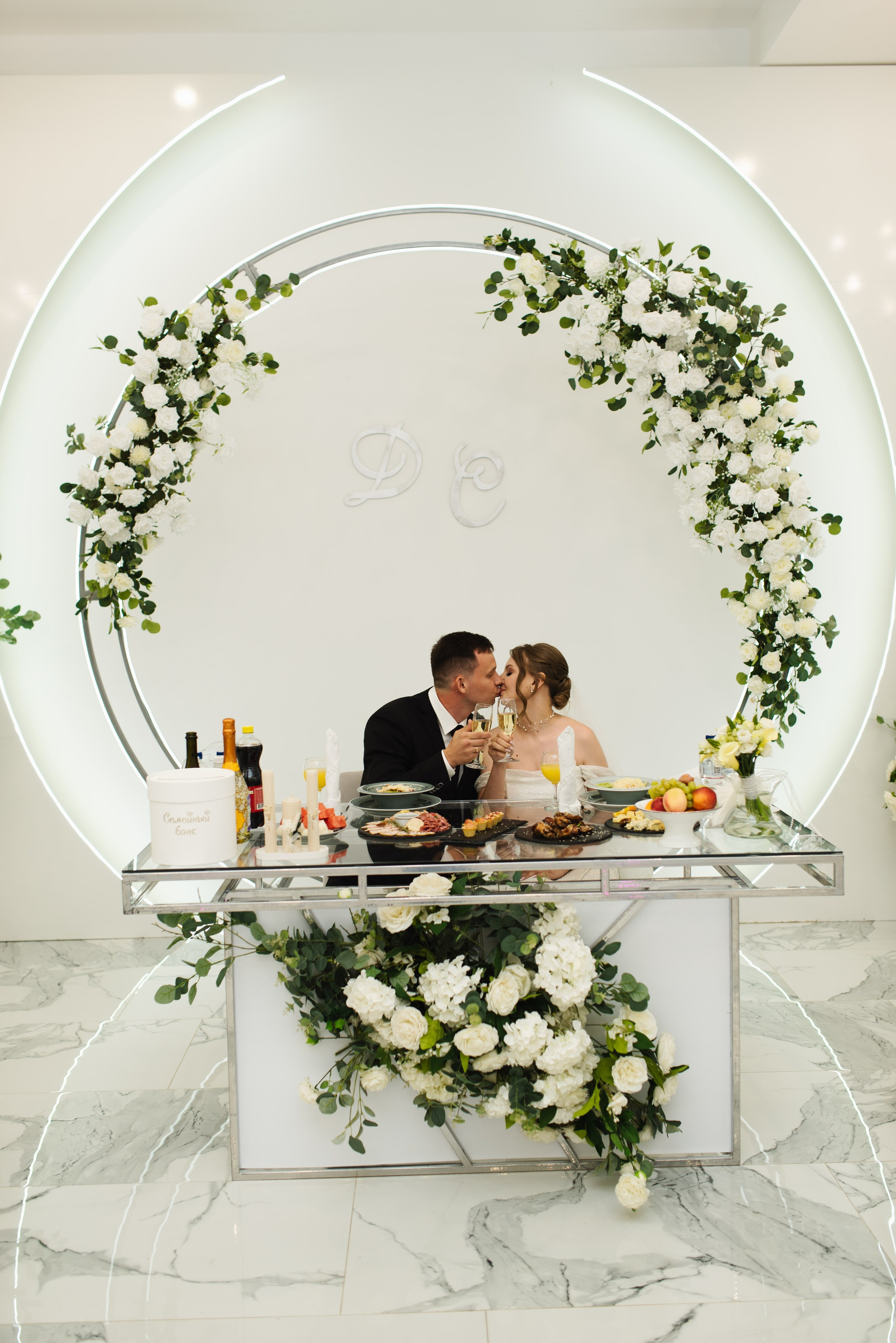 Казань и ❤❤. Свадебный фотограф Анастасия Бударина