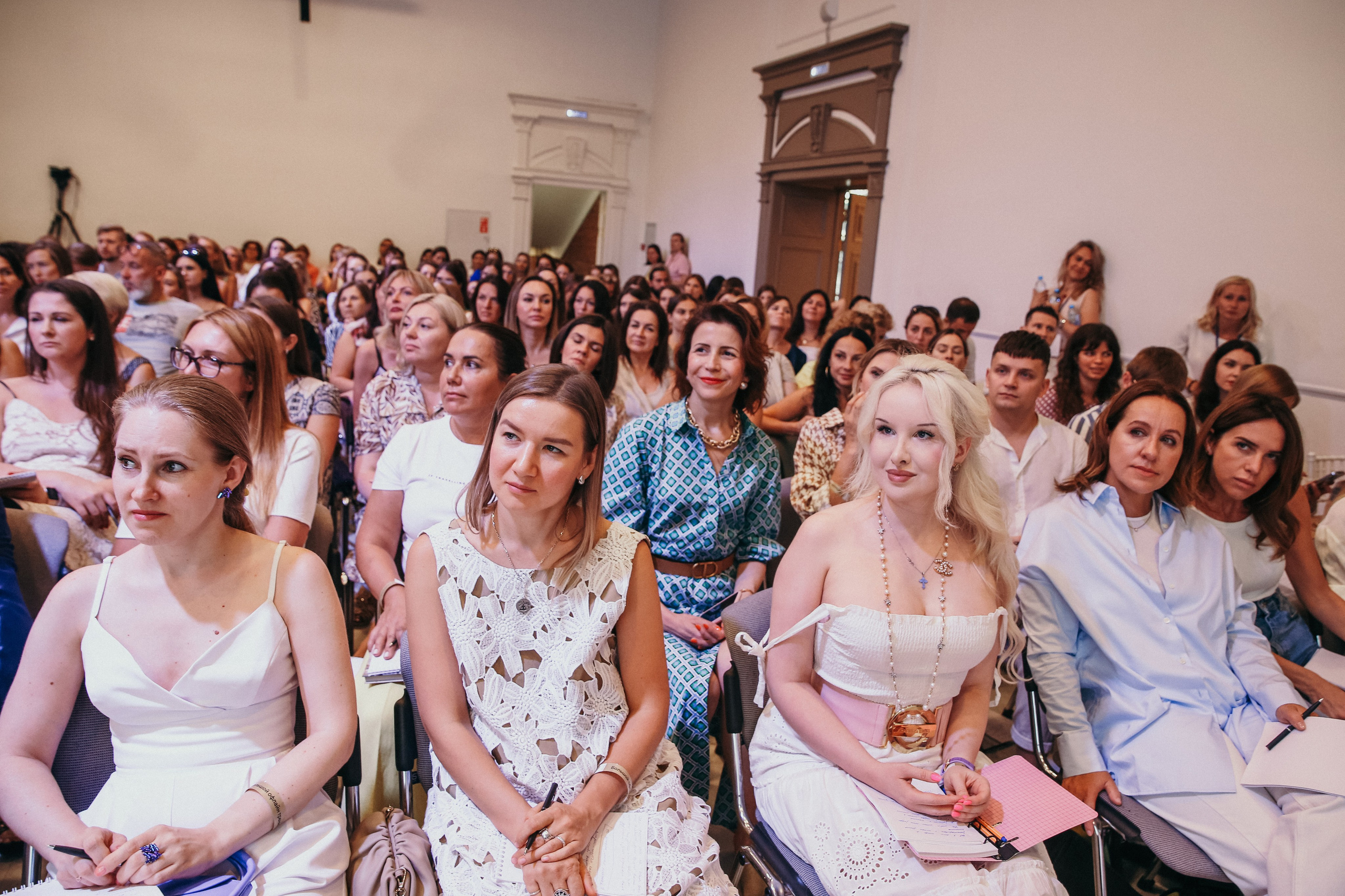 Тренинг Евгении Павловской. Фотограф и видеограф Анна Домашенко