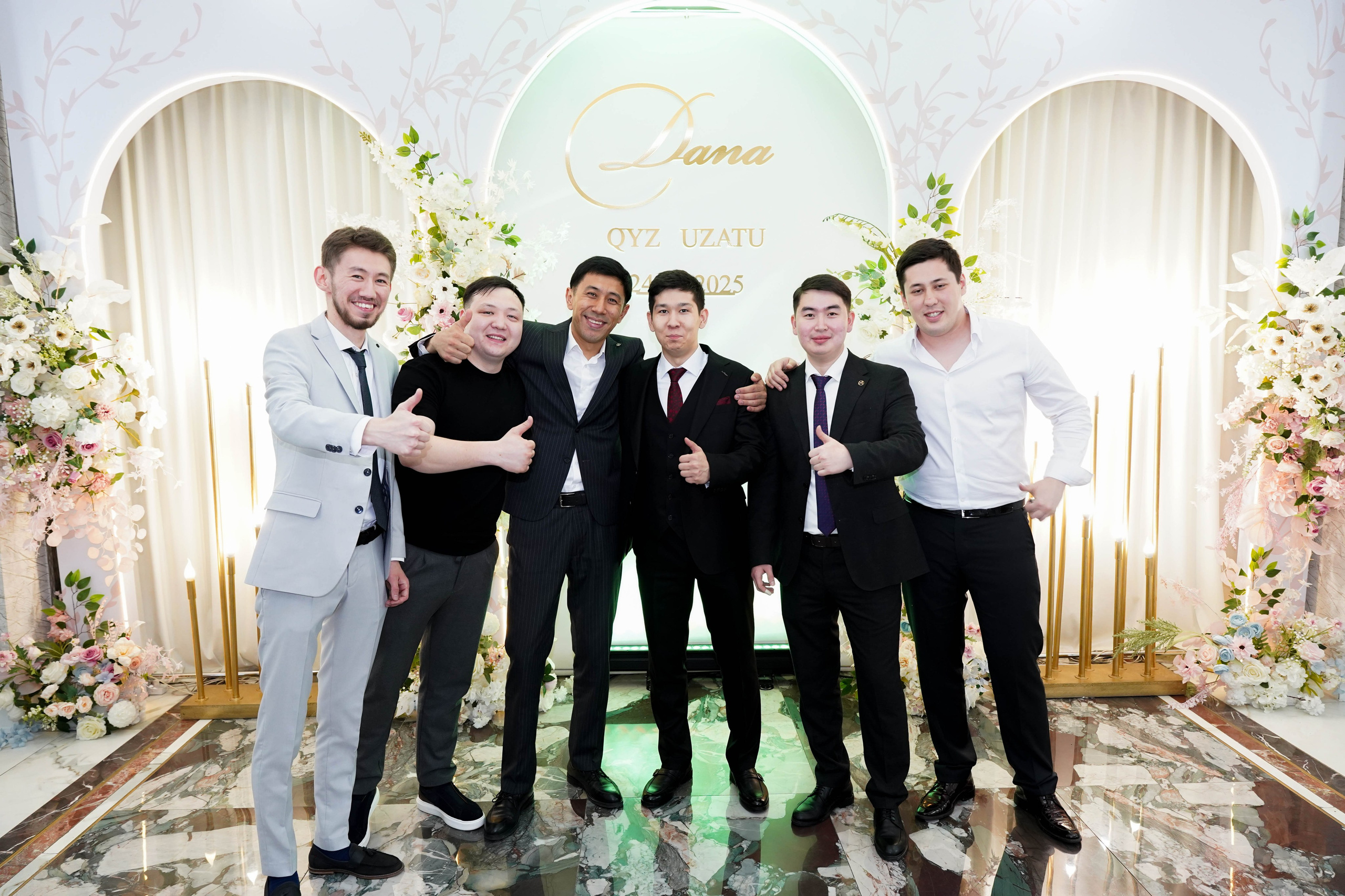 Dana uzatu. Фотограф Ернар Ержанов