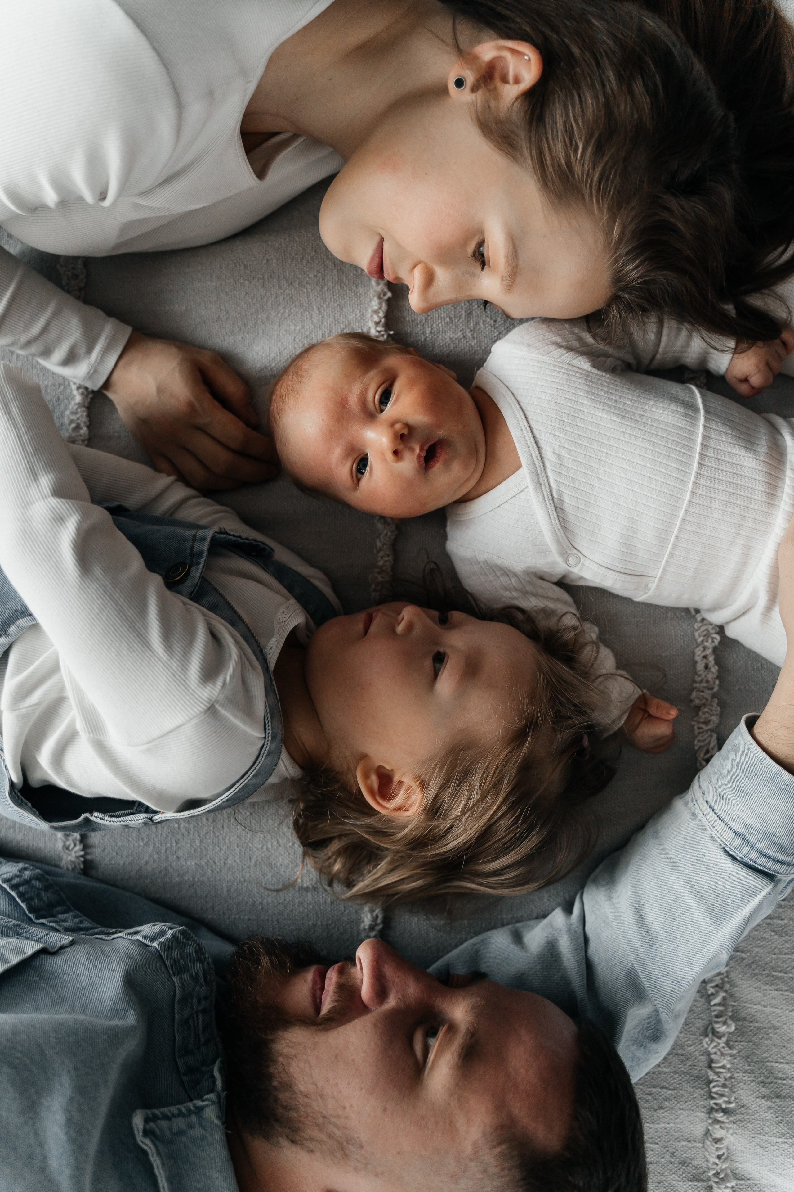 Андрей, Таня, Оливия и Марсель. Волик Мария