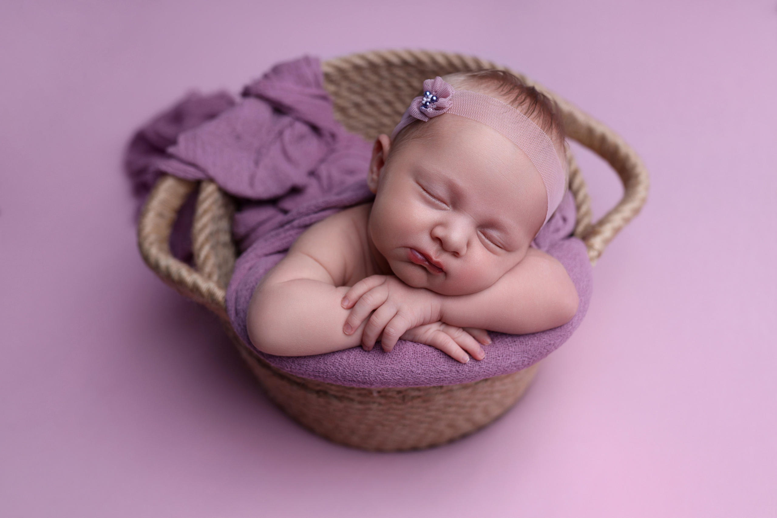 Newborn девочки. Фотограф новорожденных Модяева Ирина