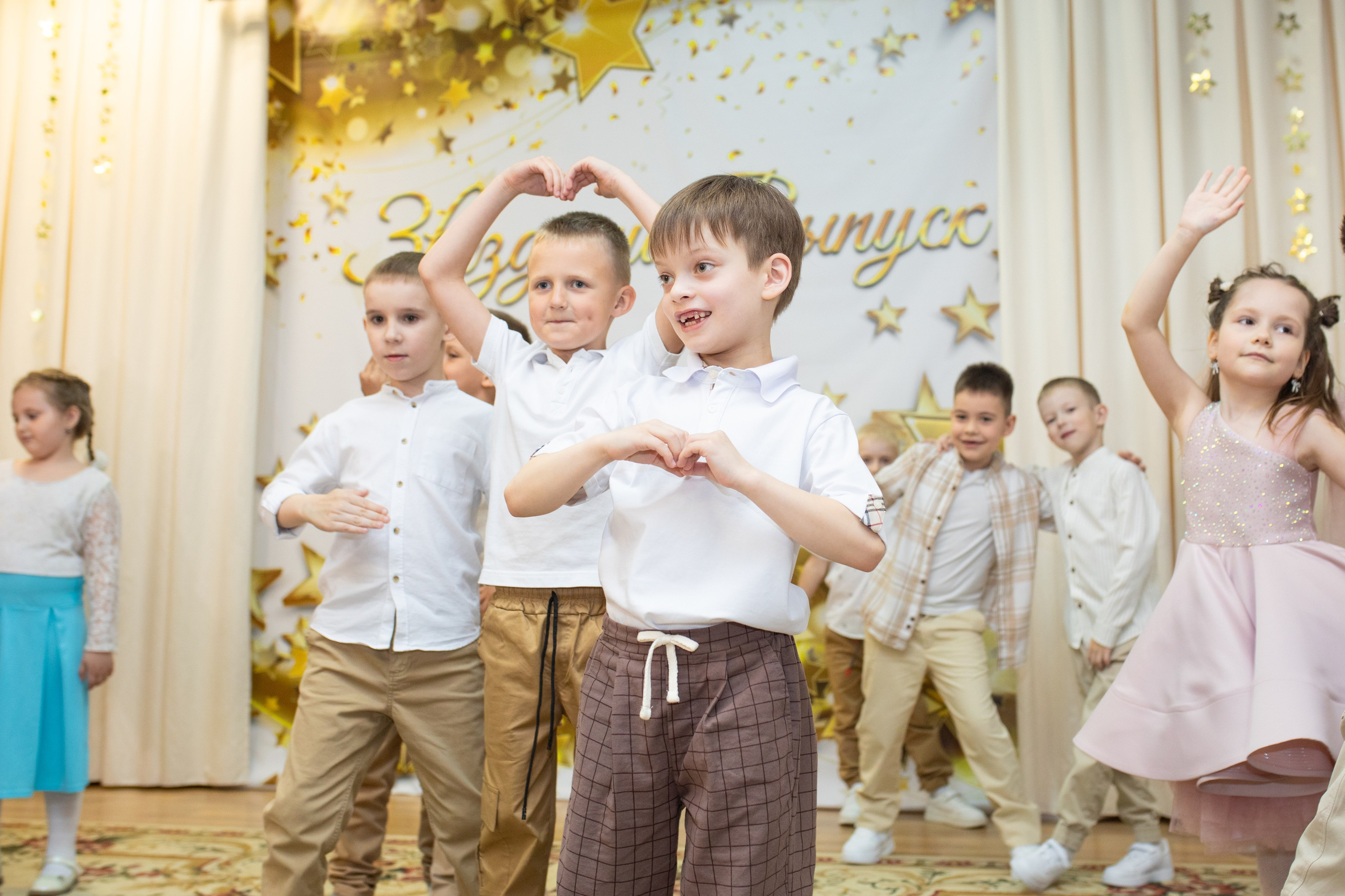 Звездный Выпуск. Фотограф в Новосибирске Ася Зверева
