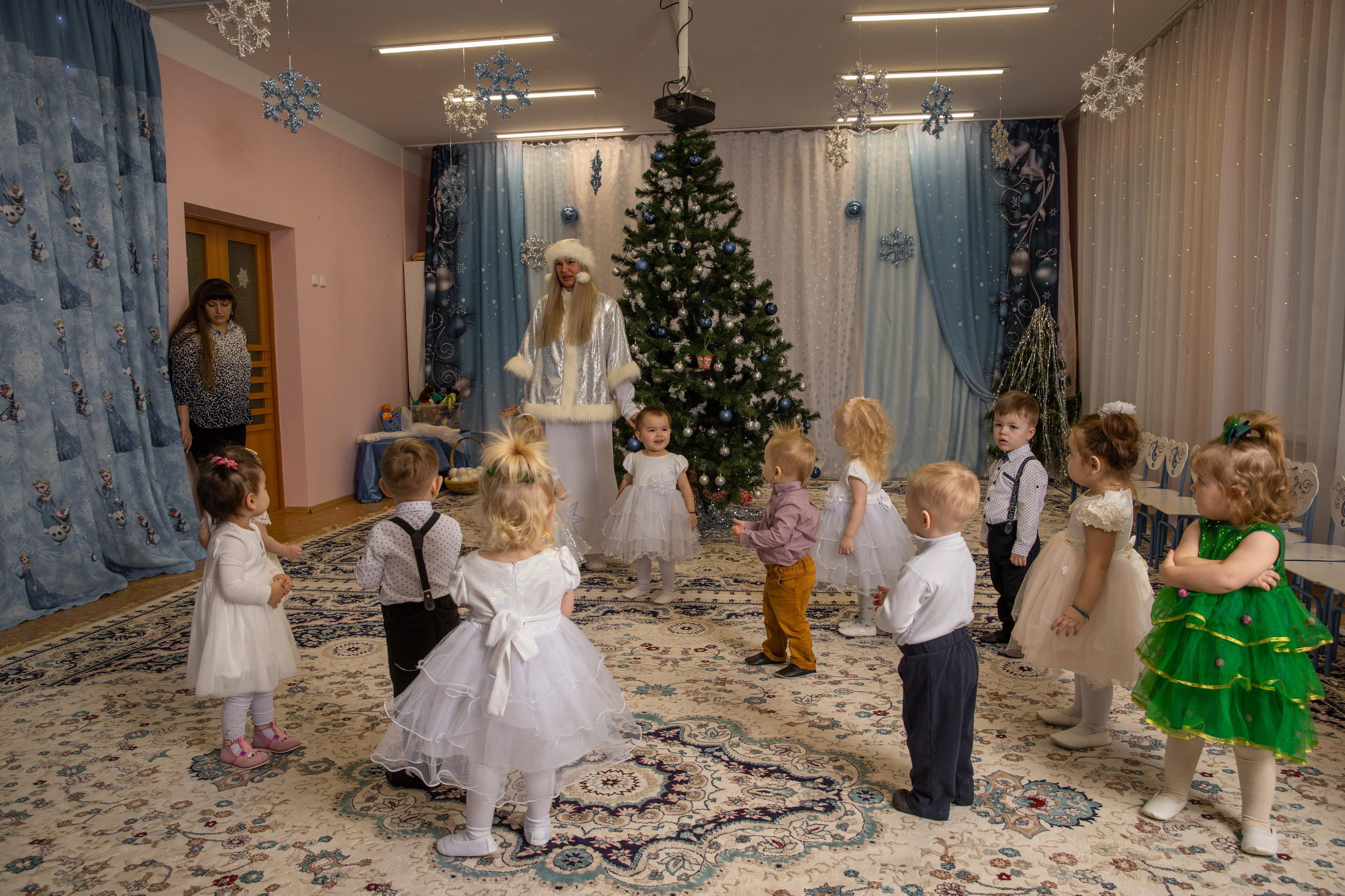 Новогодний утренник Успех. Фотограф в Железнодорожном и Балашихе