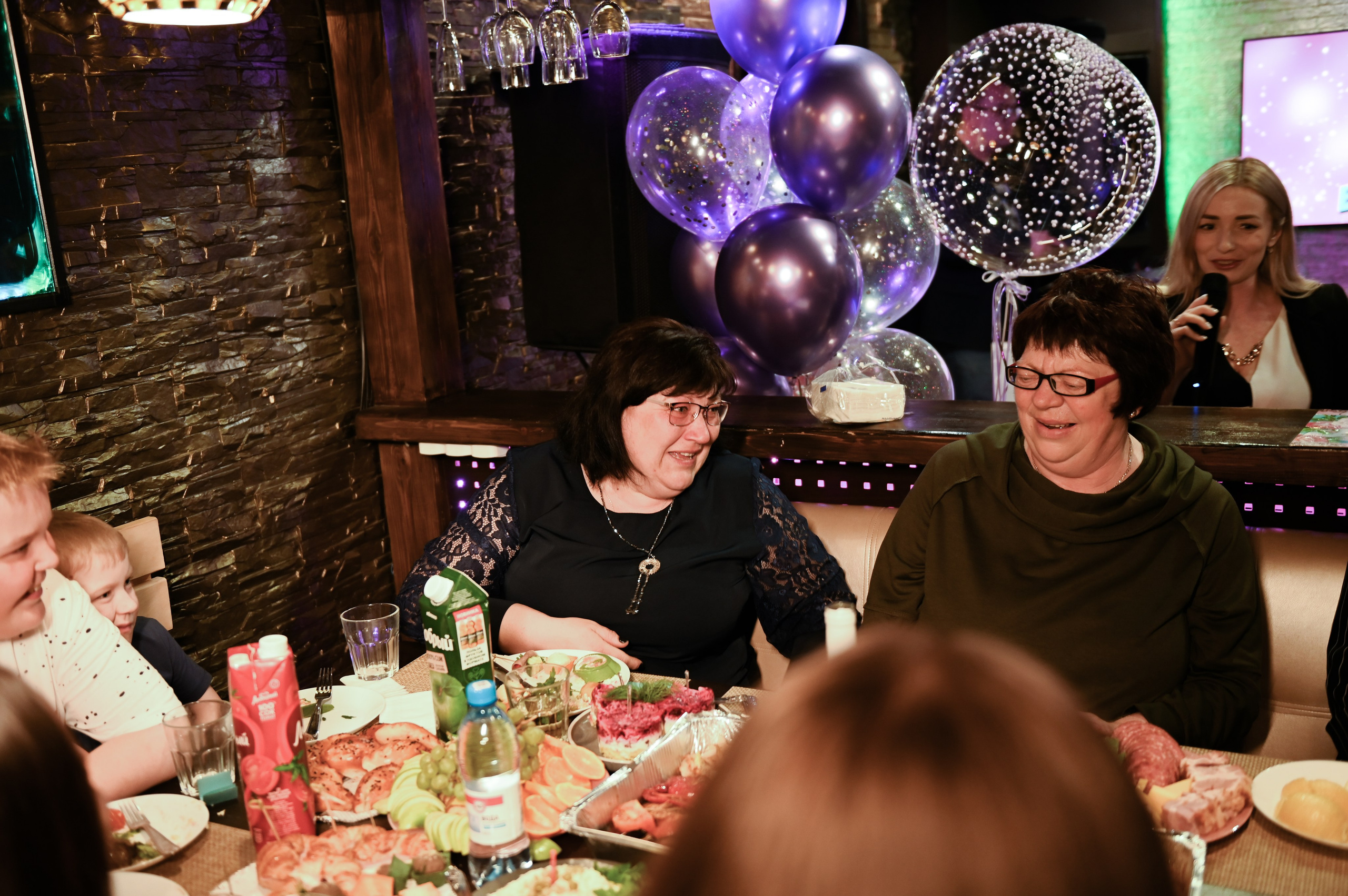 День рождения. Свадебный, семейный, детский, контент фотограф в Омске Максим Ильин