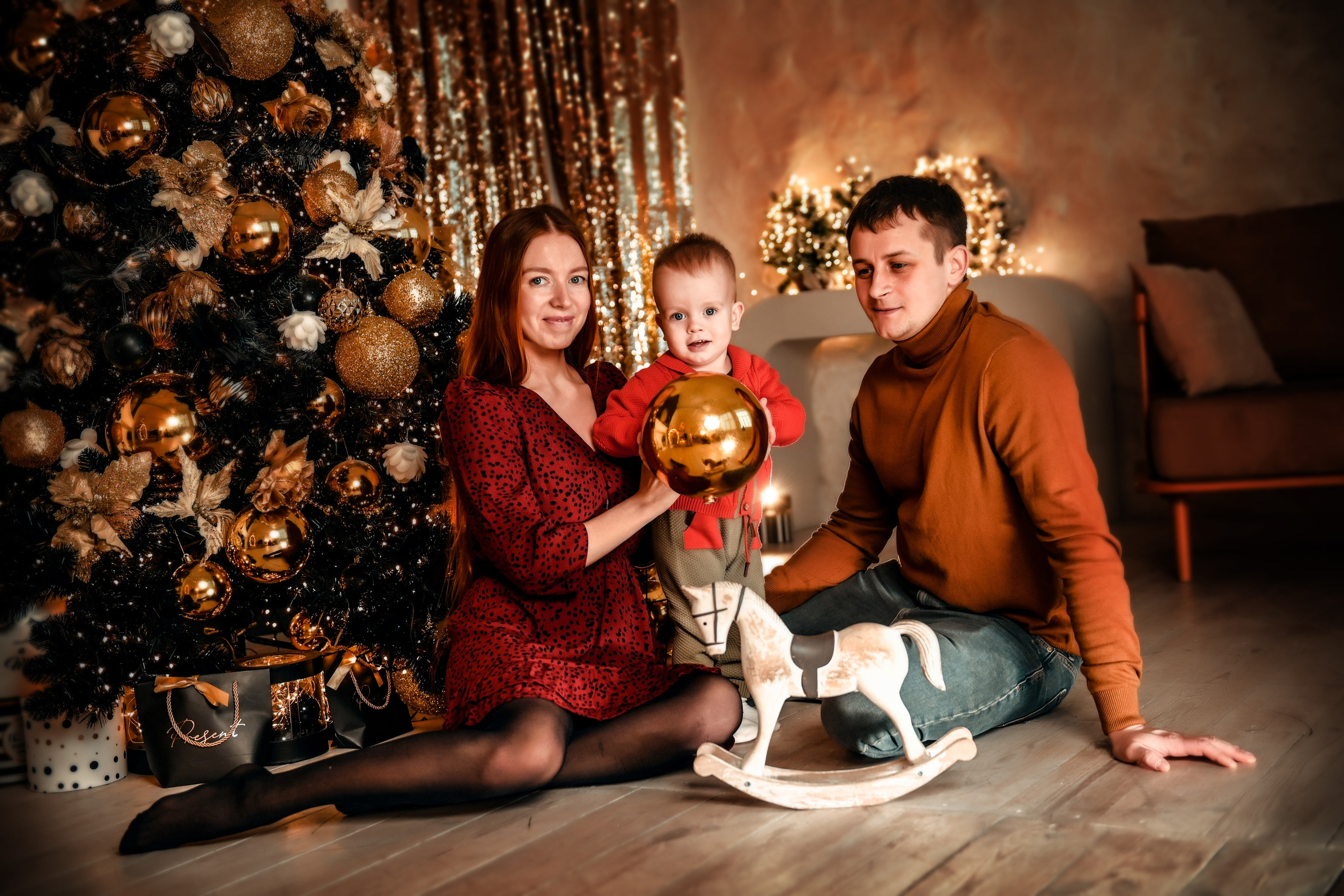 Новогодняя. Свадебный, семейный, детский, контент фотограф в Омске Максим Ильин