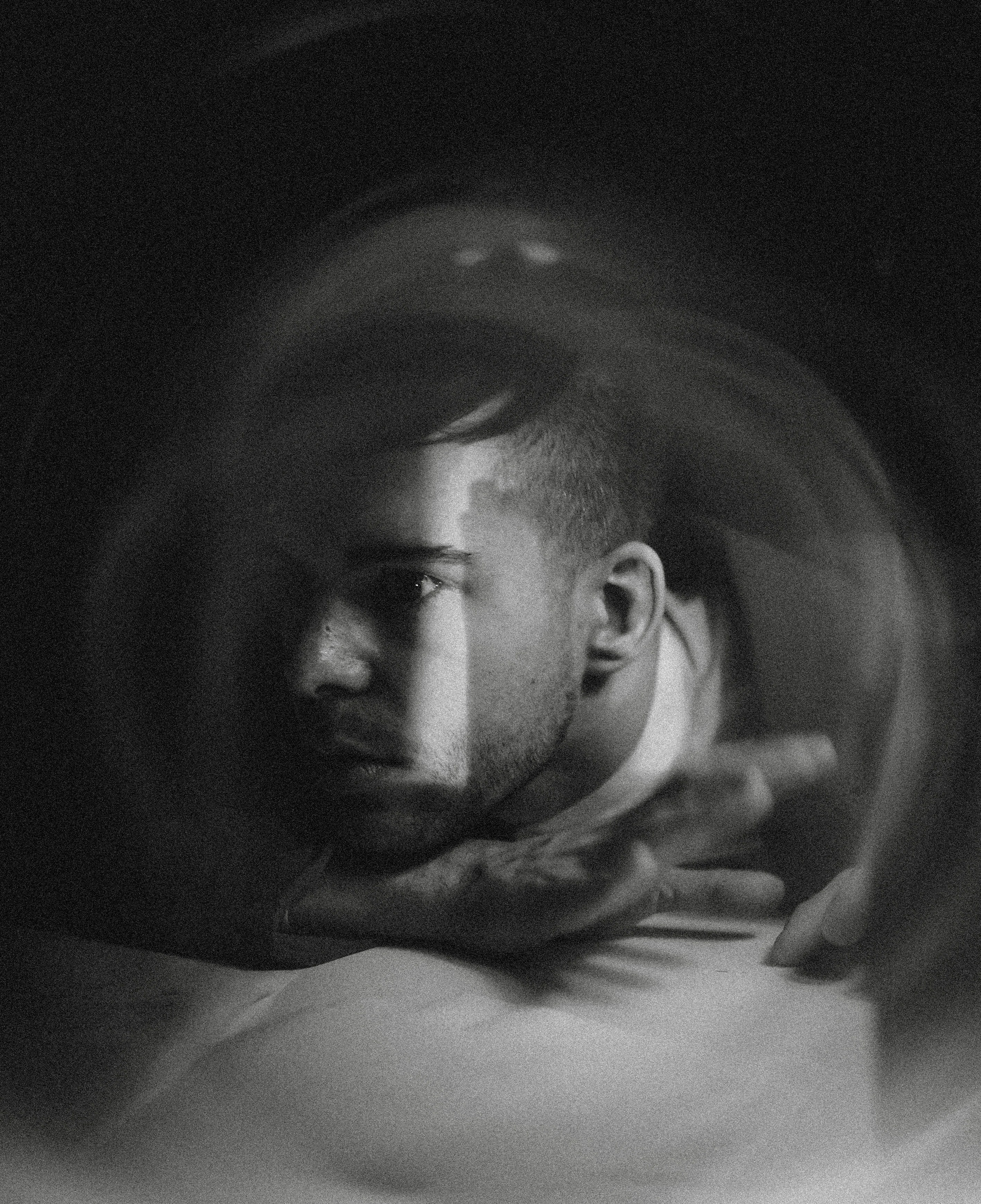 ЧЕРНЫЙ КВАДРАТ. Стрит-фотография, полная абсурда, идиотизма и красоты