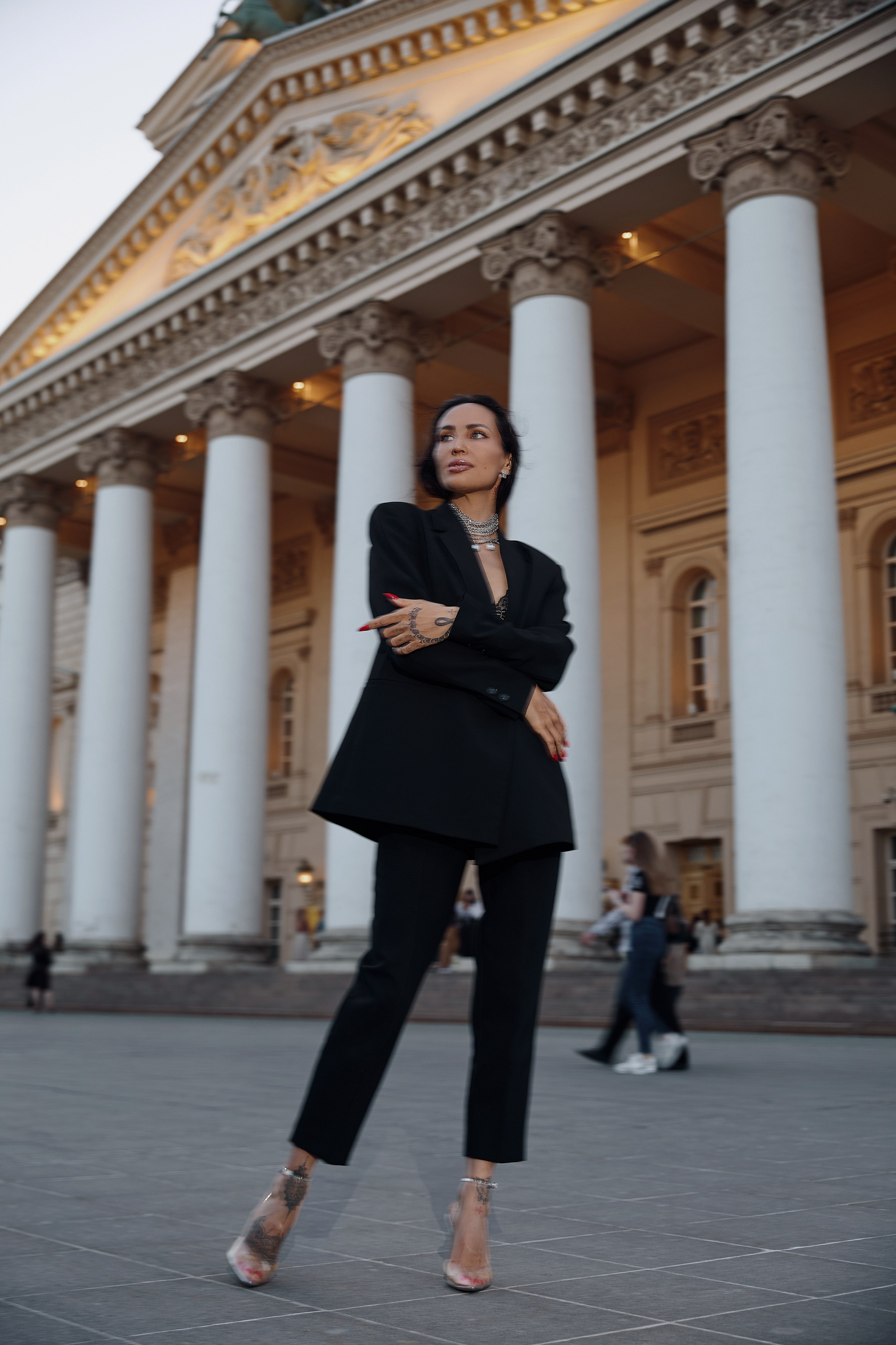 STREET. Фотограф Оля Мороз Москва портретный фотограф нейрофотосессия