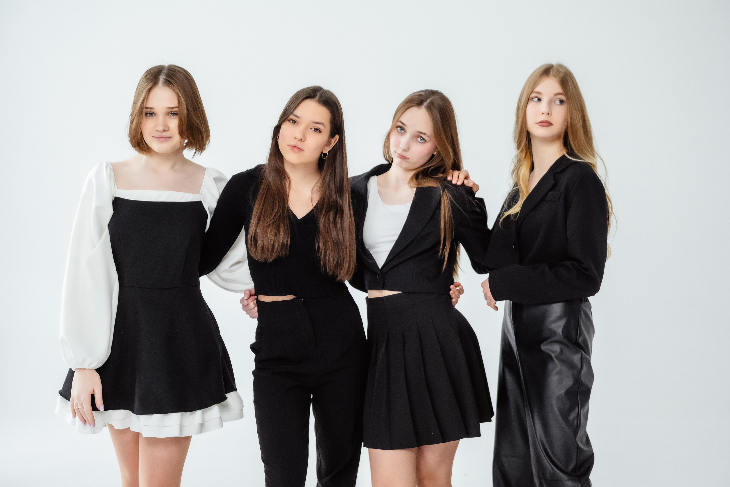 Выпускные альбомы старшеклассников. Дом детской фотографии Арсюткиной Наталии™