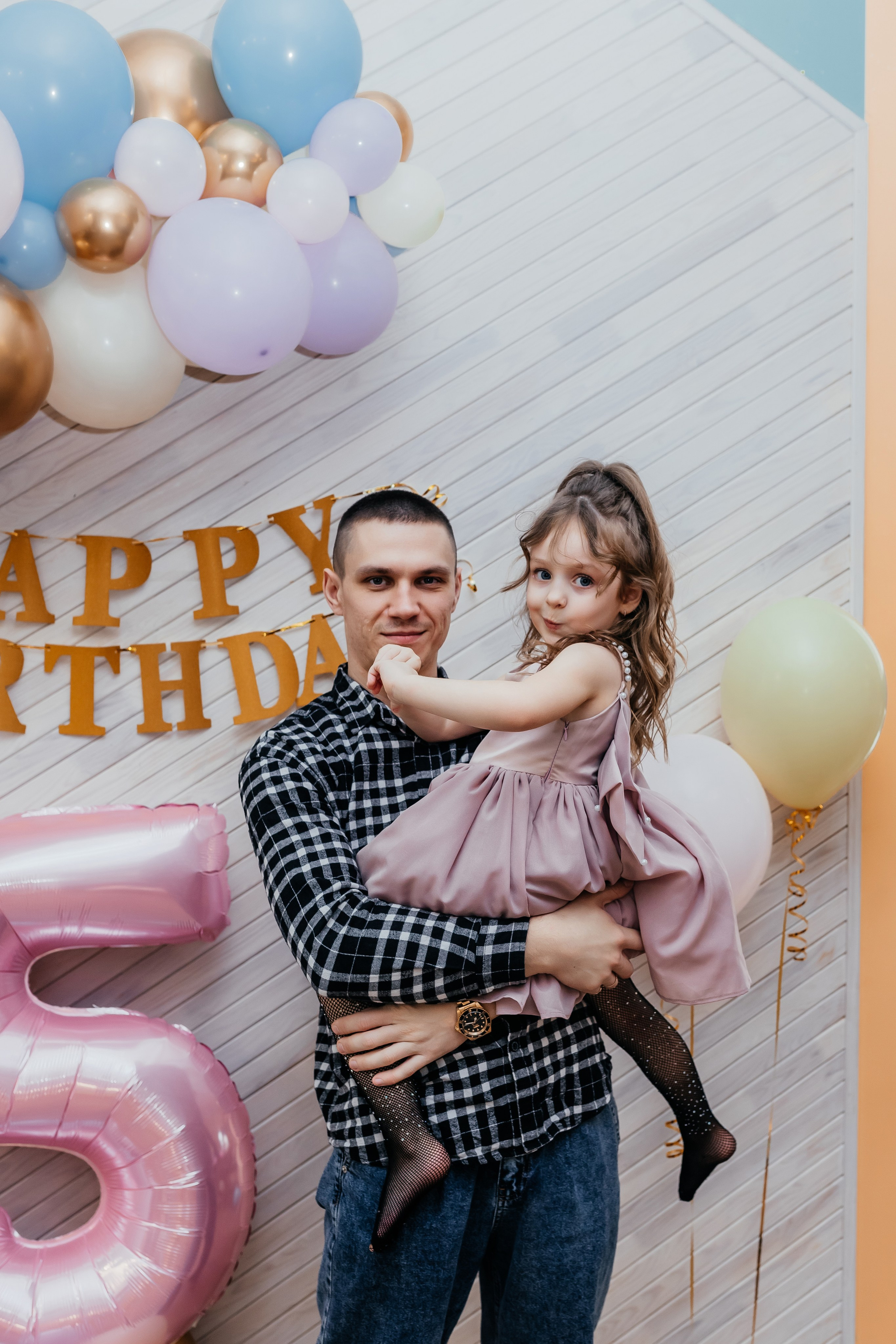 Алисе 5. Семейный и домашний фотограф в Москве и МО Королева Валерия