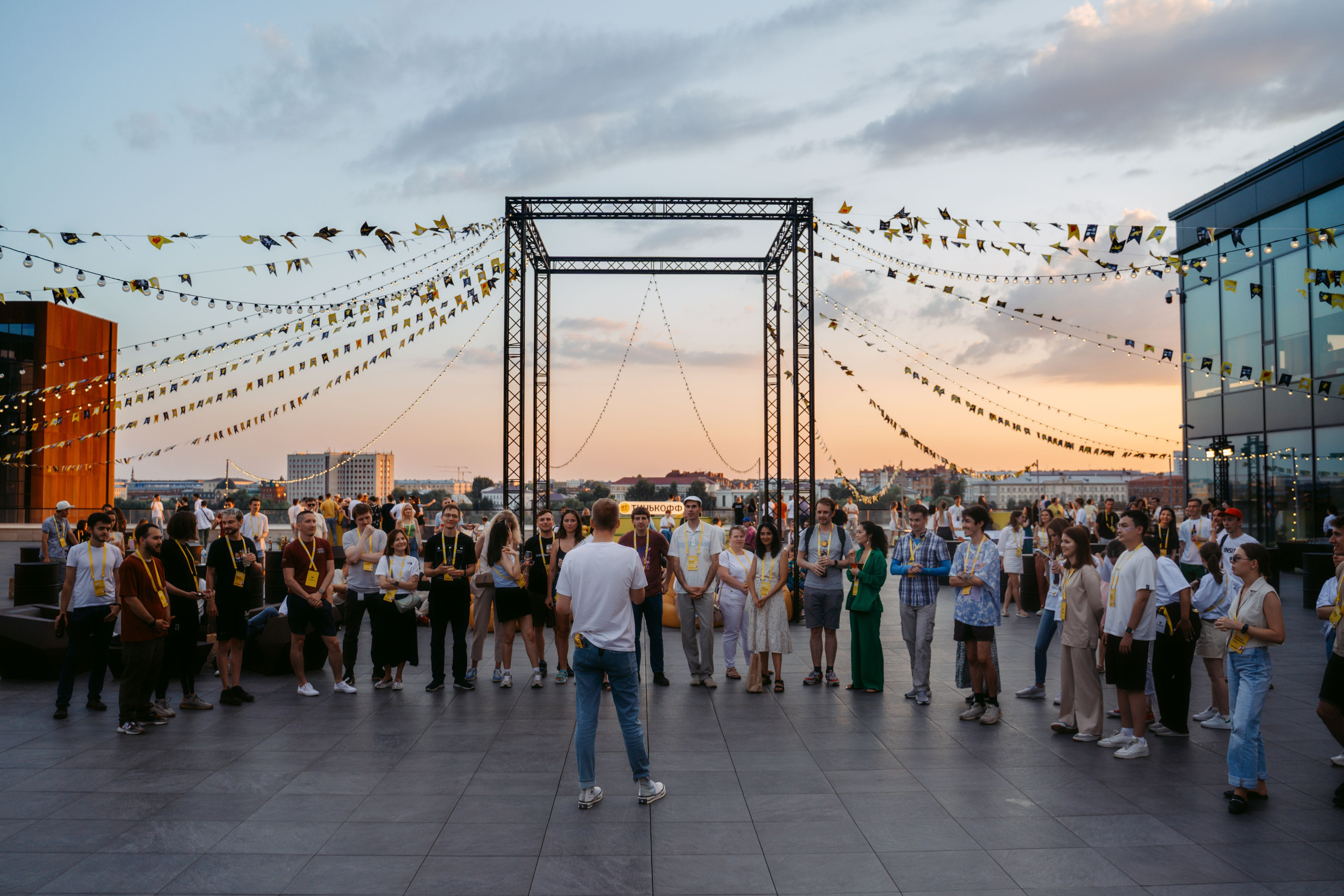 Тинькофф. ИТ-фест / 2023. Саша Копылов, фотограф в Казани