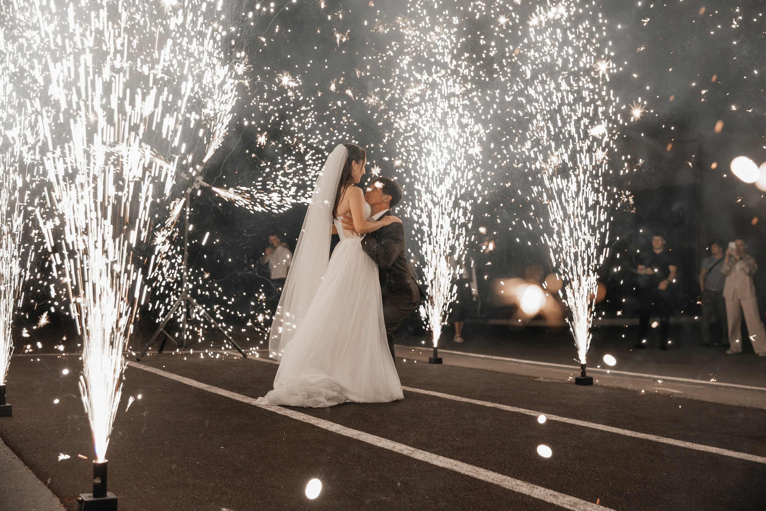 Уютная свадьба — Аскар и Катя на Марсовом поле. Свадебный фотограф в Оренбурге Илья Володьков