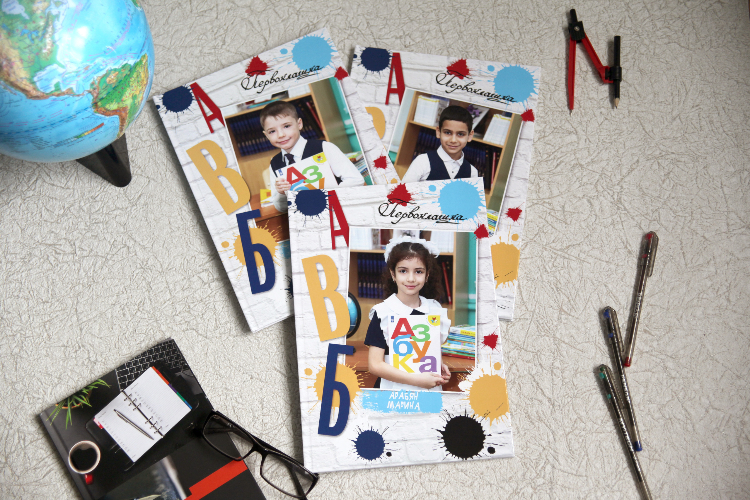 Варианты фотокниг для начальной и старшей школы. Детский школьный и семейный фотограф в Краснодаре