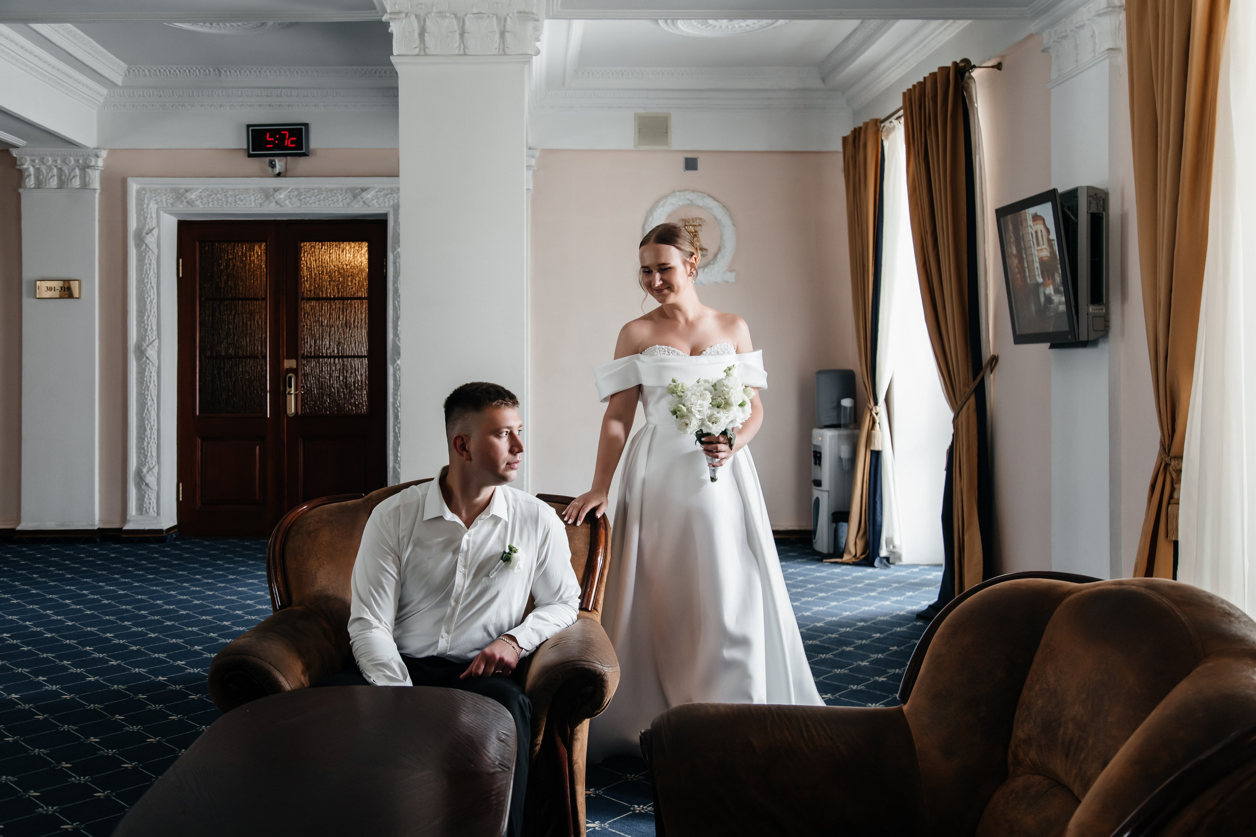 Анонс свадьбы Юлии и Игоря. Городская лавстори в Севастополе. Свадебный фотограф в Крыму и Севастополе Ольга Баскакова