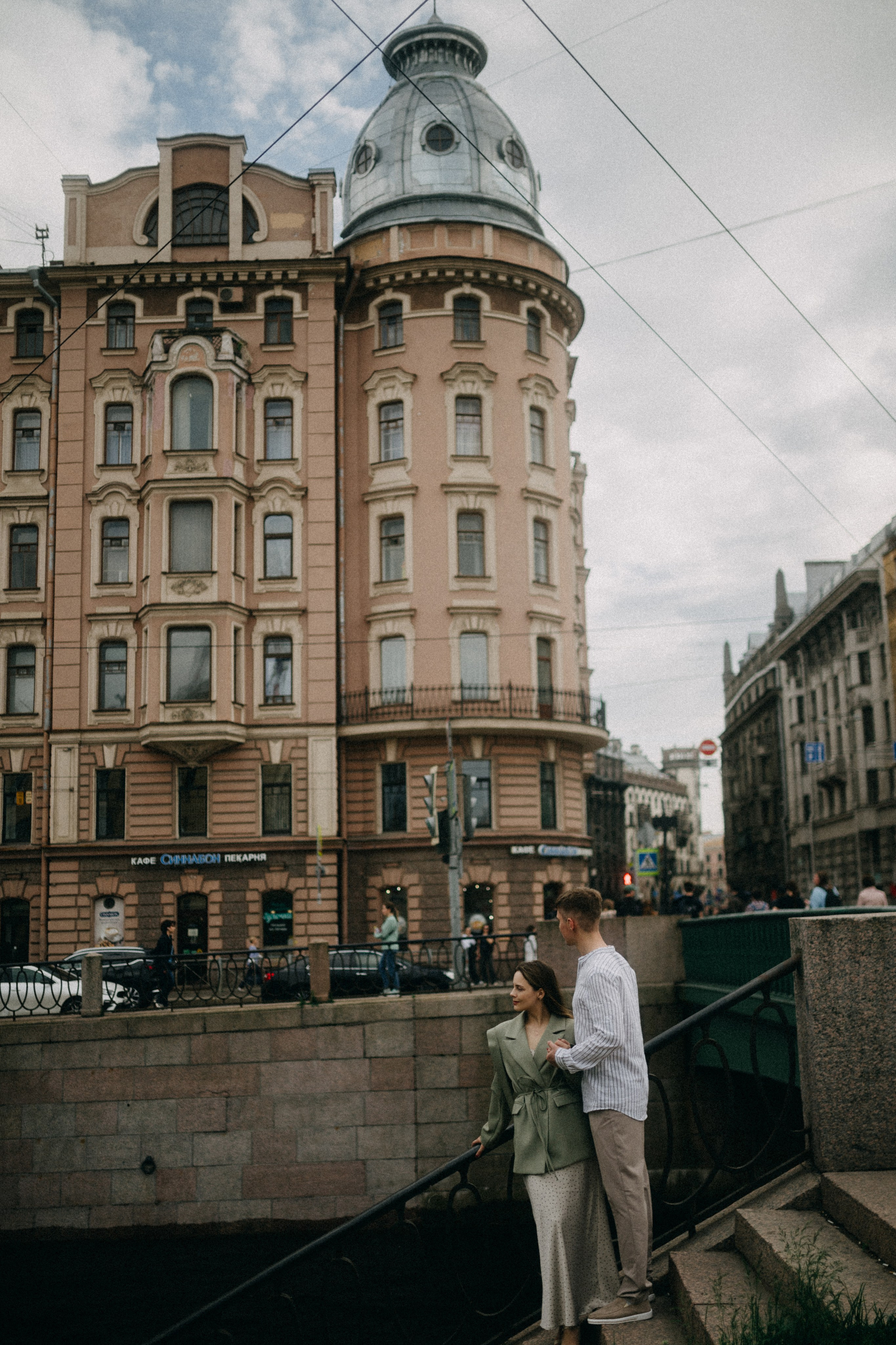 Улицы ждали именно нас. Фотограф в Санкт Петербурге Лара Великова