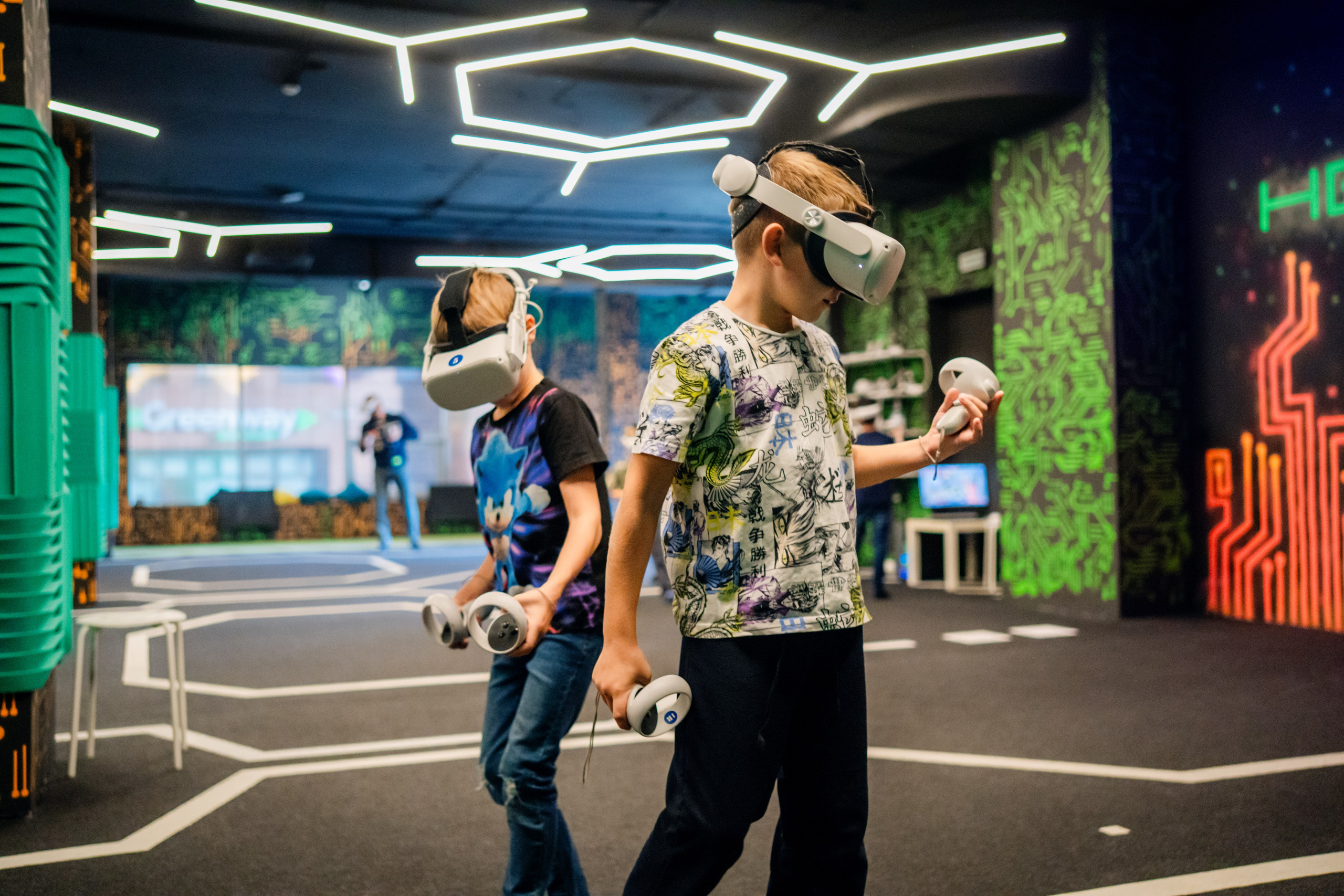 VR (September-October 2024). Felixtones