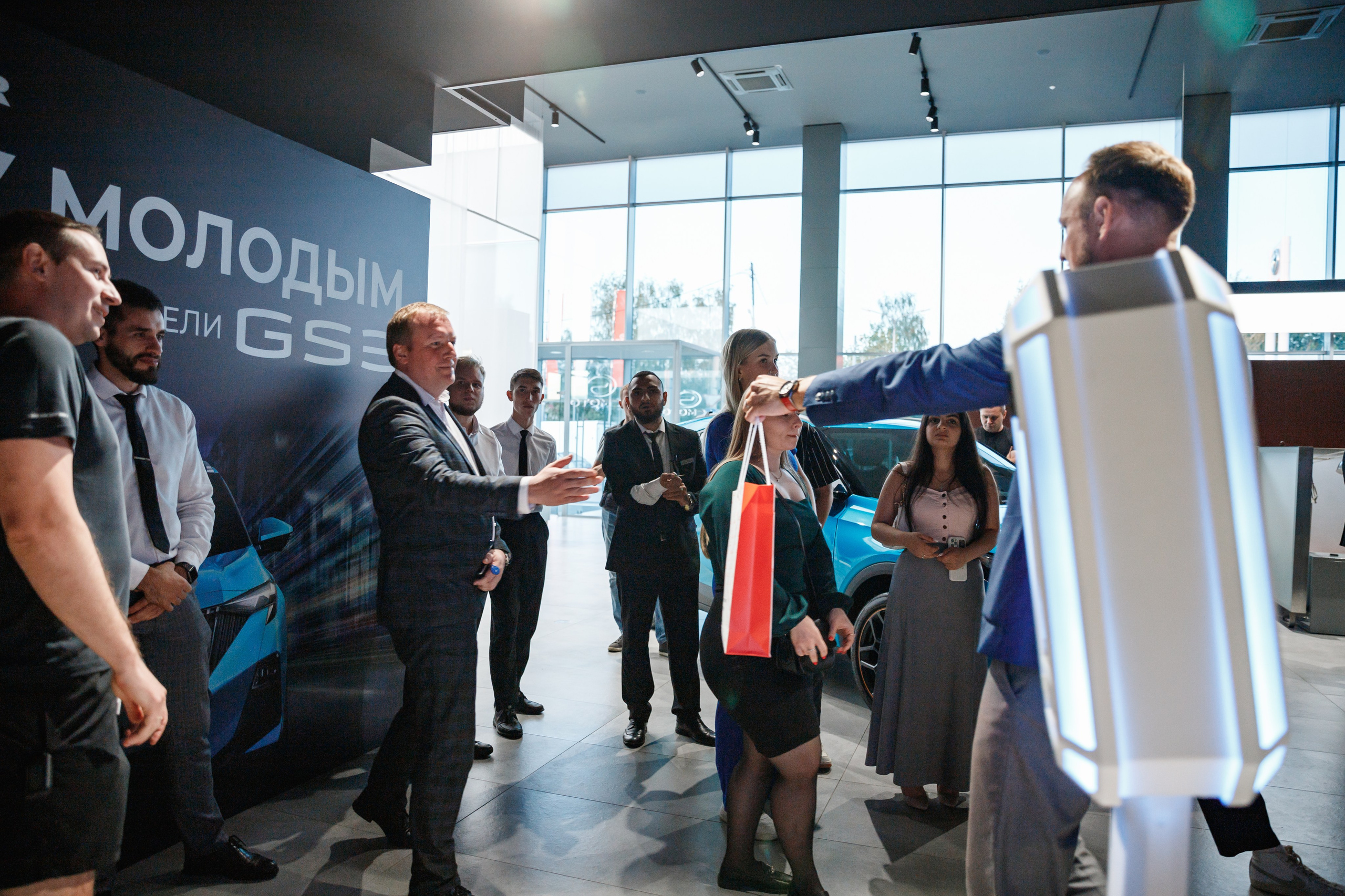 Открытие автосалона GAC. Фотограф Захваткин Роман
