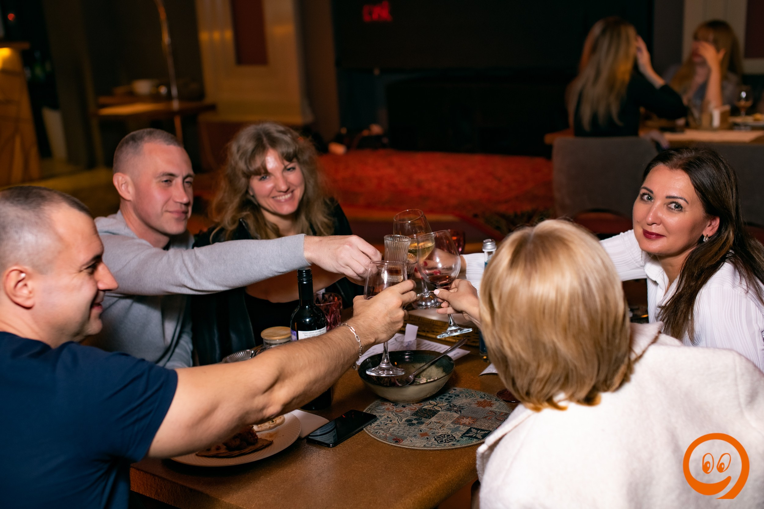 Поющие в ночи. Караоке | 19.09.2025. Галерея Фантим