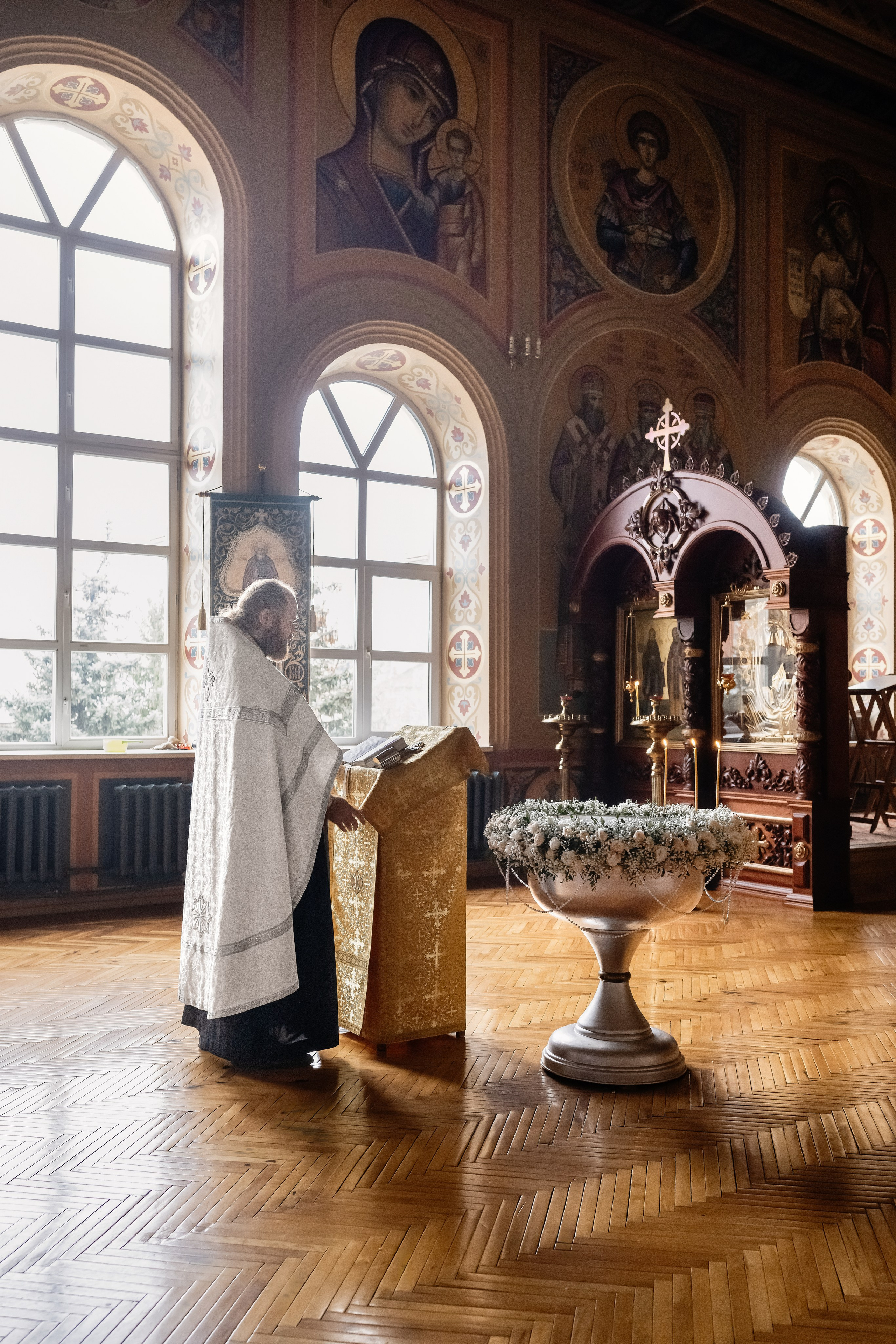 Храм Трёх Святителей при Духовной семинарии. Церковный фотограф на Таинство Крещения и Венчания в Оренбурге и Оренбургской области Екатерина Белкина