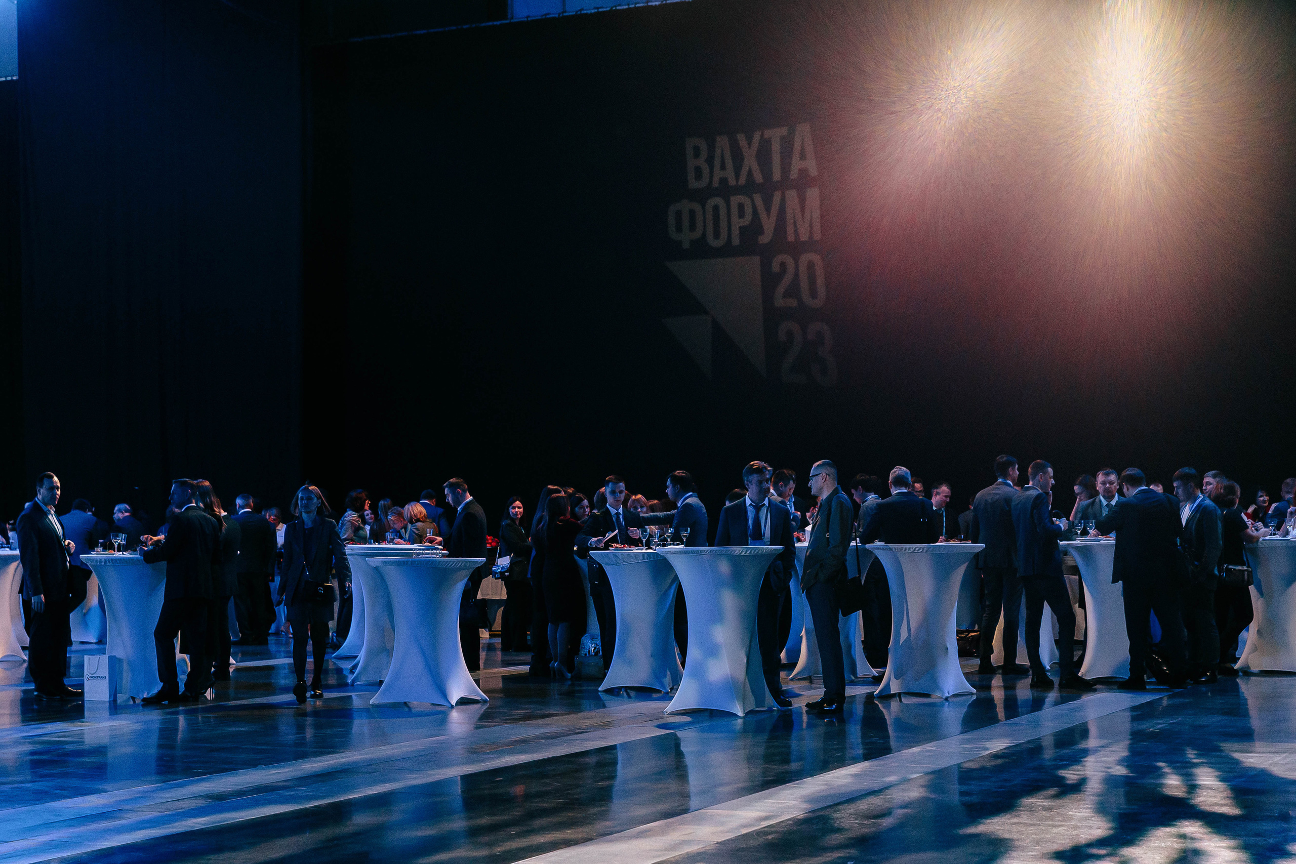 Фотограф на корпоратив, мероприятие в Петербурге. Репортажная фотосъемка праздников и мероприятий в Санкт-Петербурге