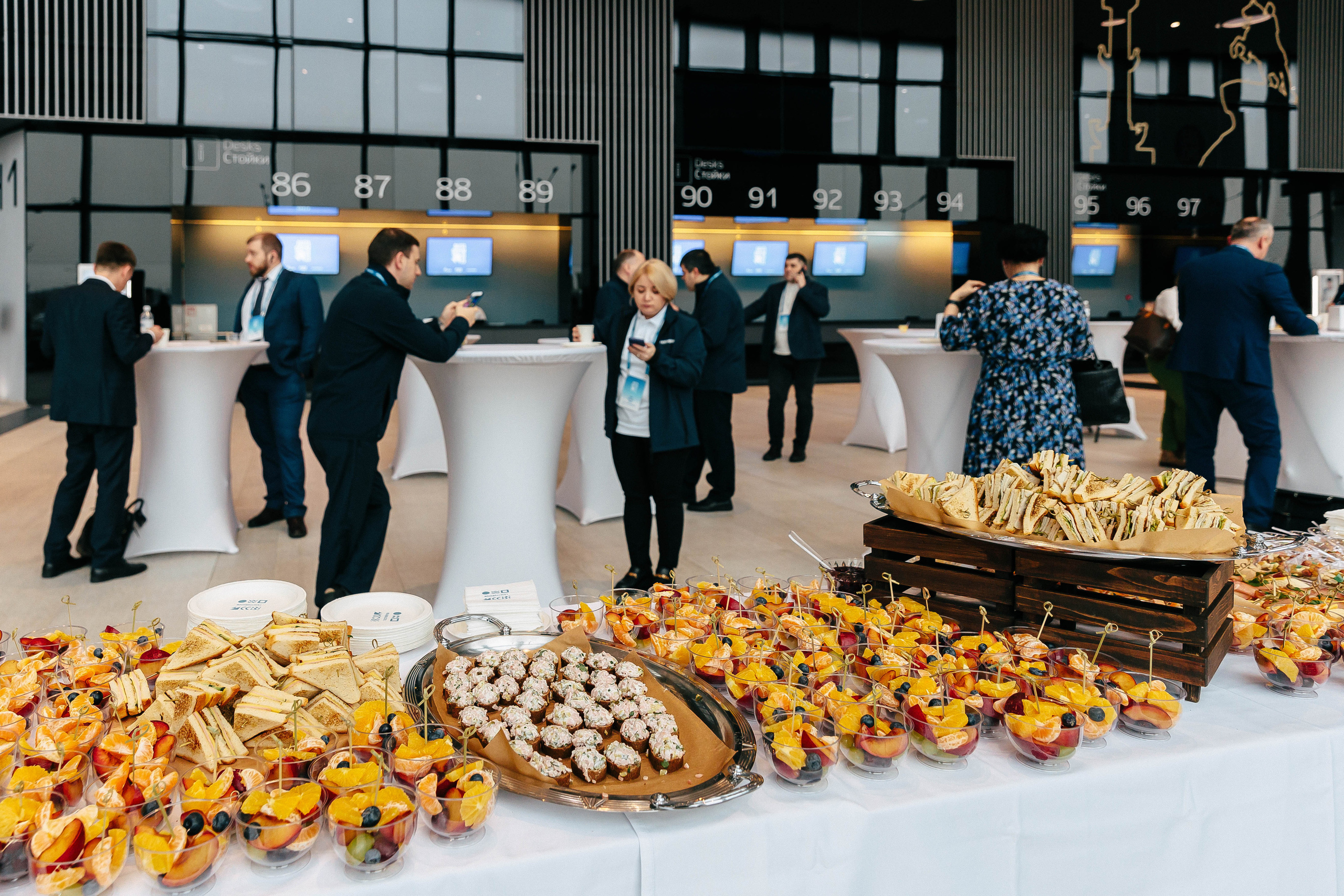 Фотограф на корпоратив, мероприятие в Петербурге. Репортажная фотосъемка праздников и мероприятий в Санкт-Петербурге