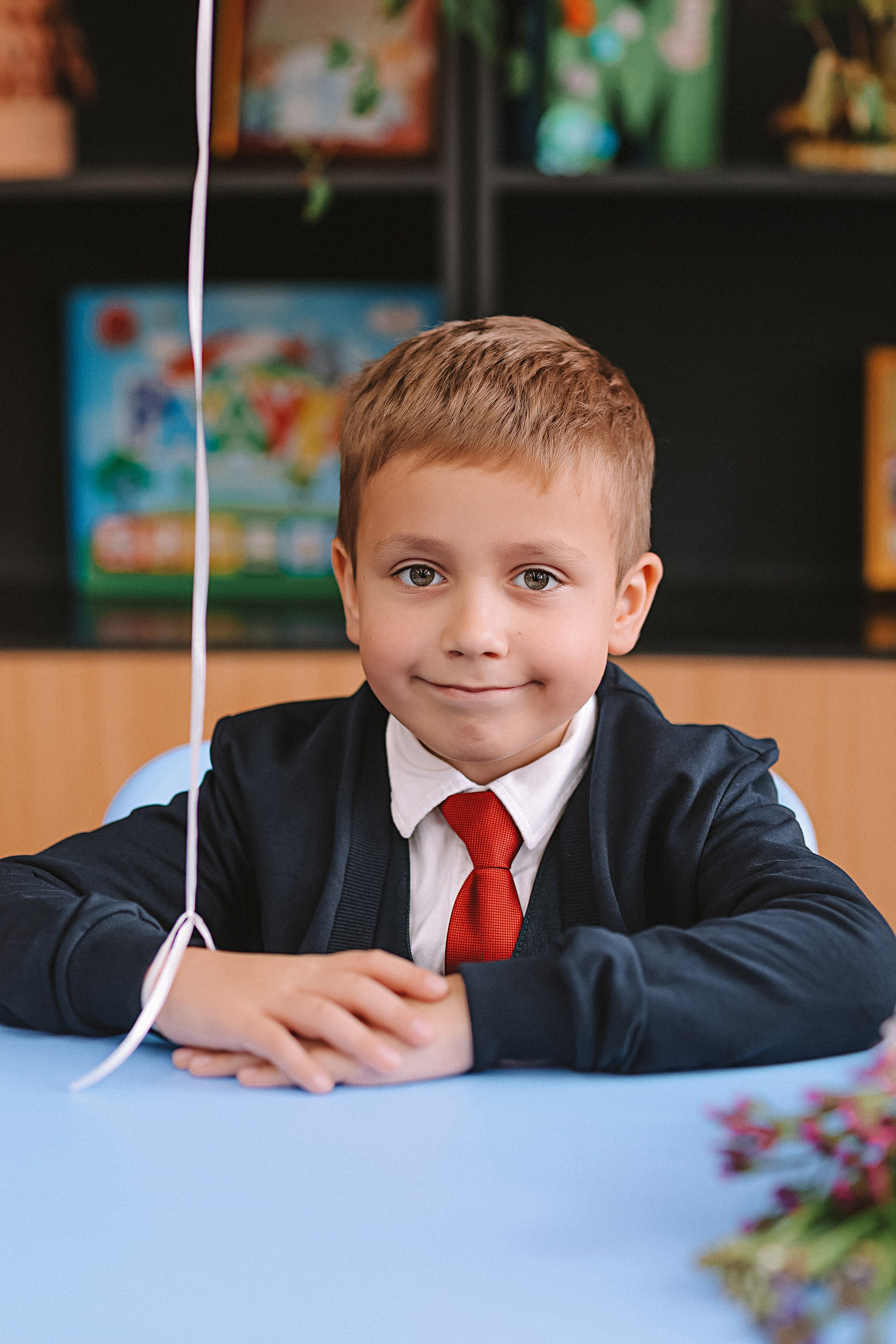 1 сентября линейка+кл час+портреты. Семейный фотограф Тюмень, фотограф на роды Салмина Мария