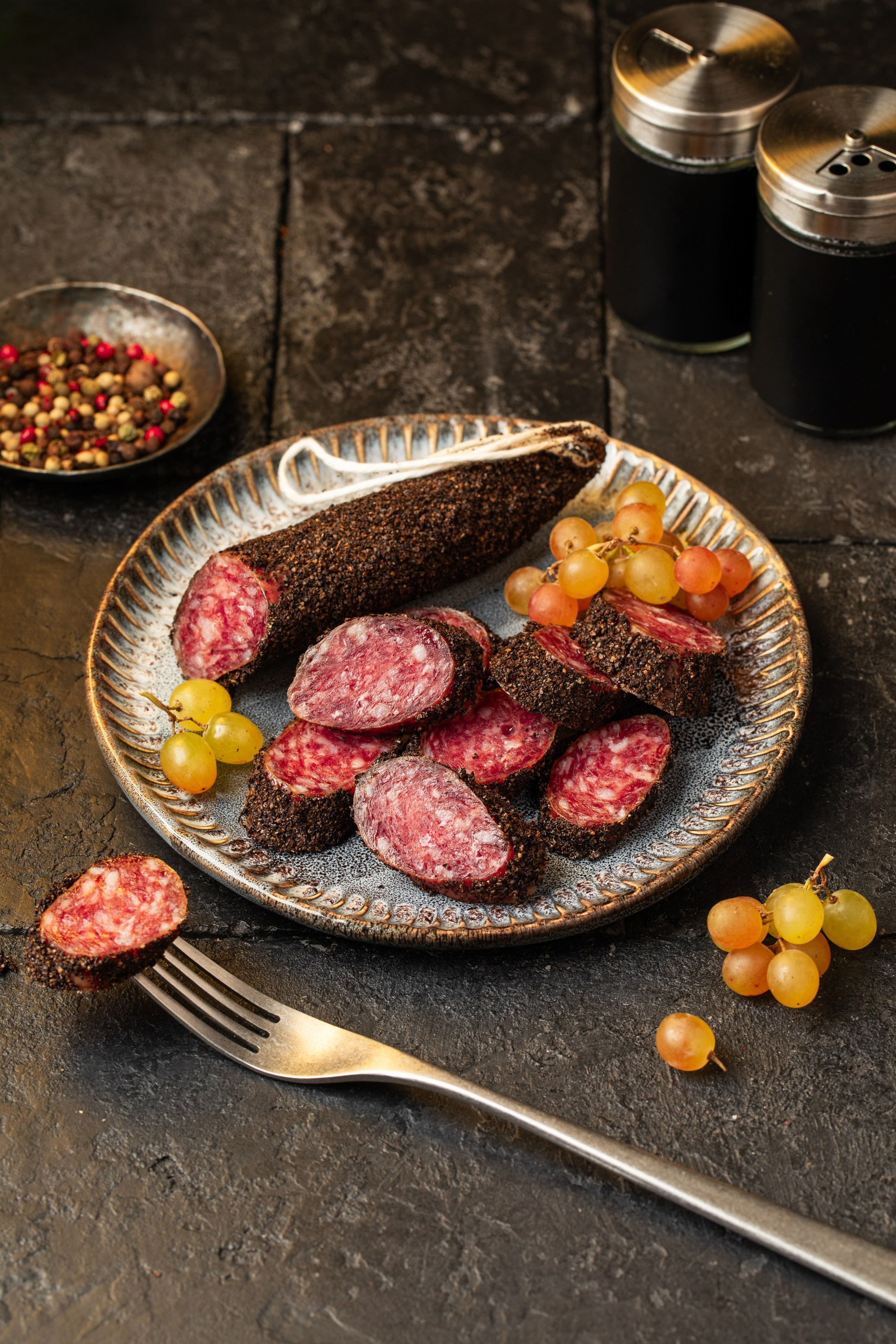 Мясные деликатесы. Фудфотограф, фудстилист и сет дизайнер в Москве Алена Синицына