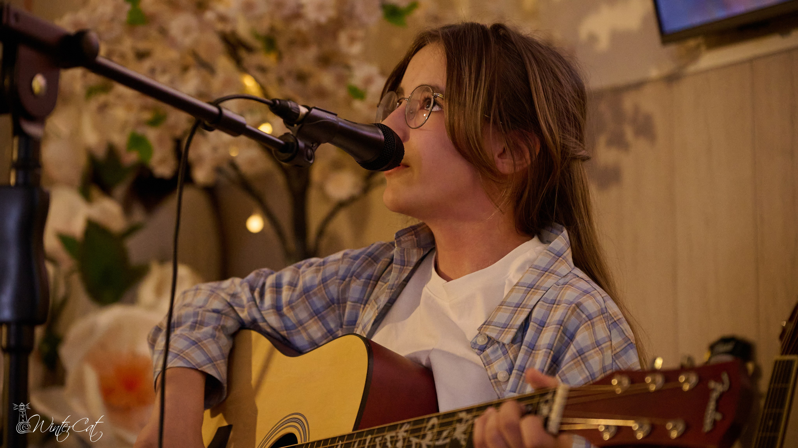 Тёплый Вечер (18.04.26 Чайка). Портретный и репортажный фотограф в Магадане Андрей Нефедов WinterCatPhoto