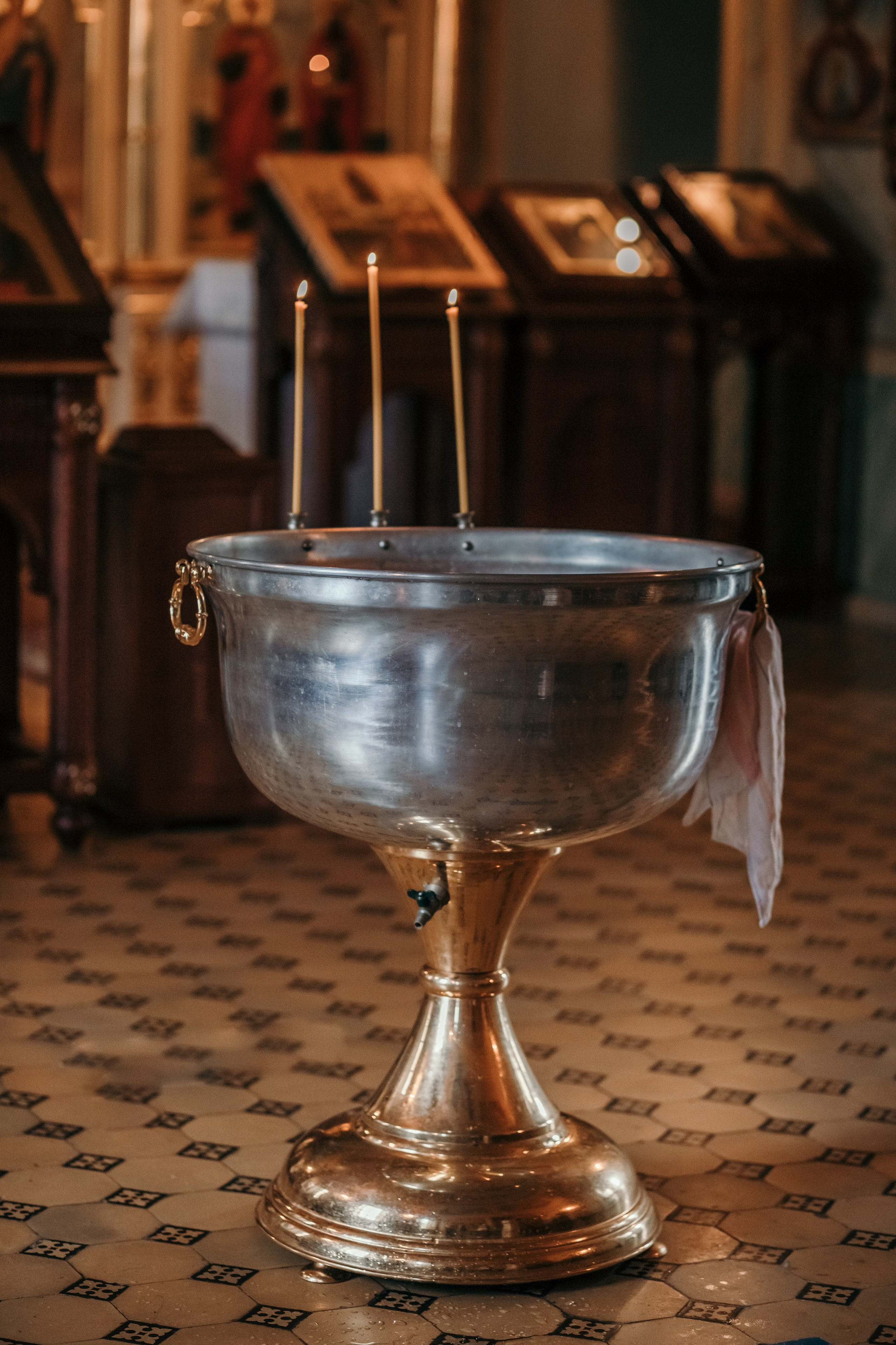 Храм Знамения Божией Матери и святых Жен Мироносиц. Екатерина Крапивина фотограф церковных Таинств в Нижний Новгороде