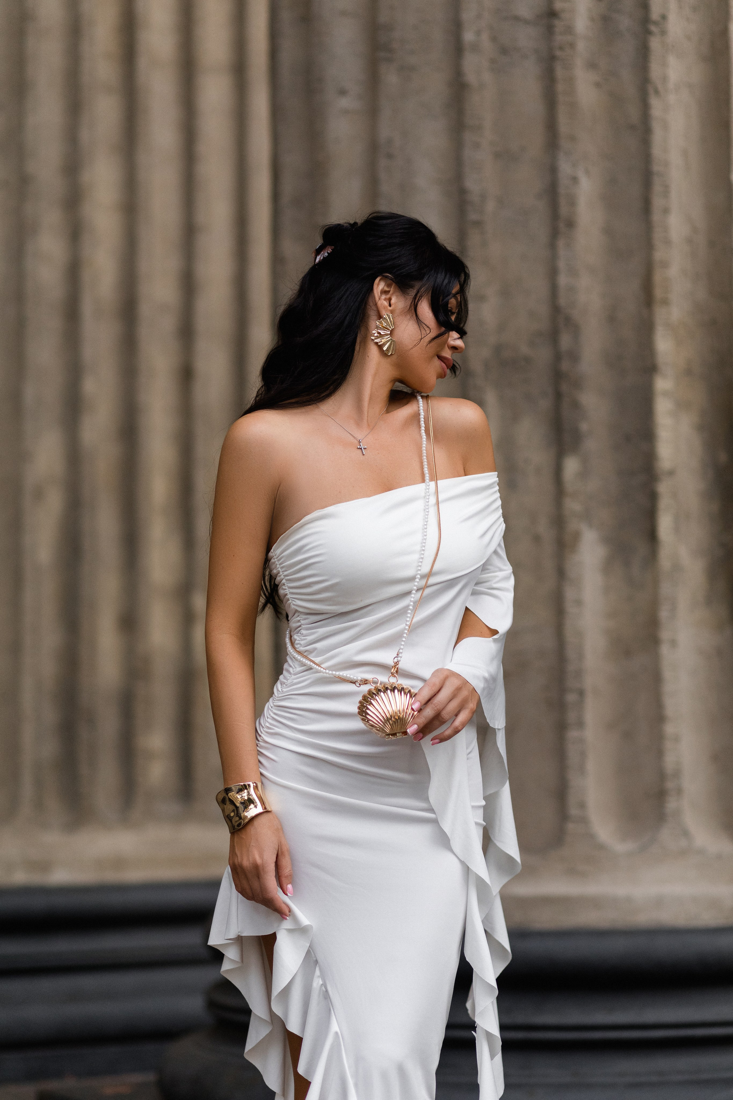 ЖЕНСКИЙ ПОРТРЕТ. Главная