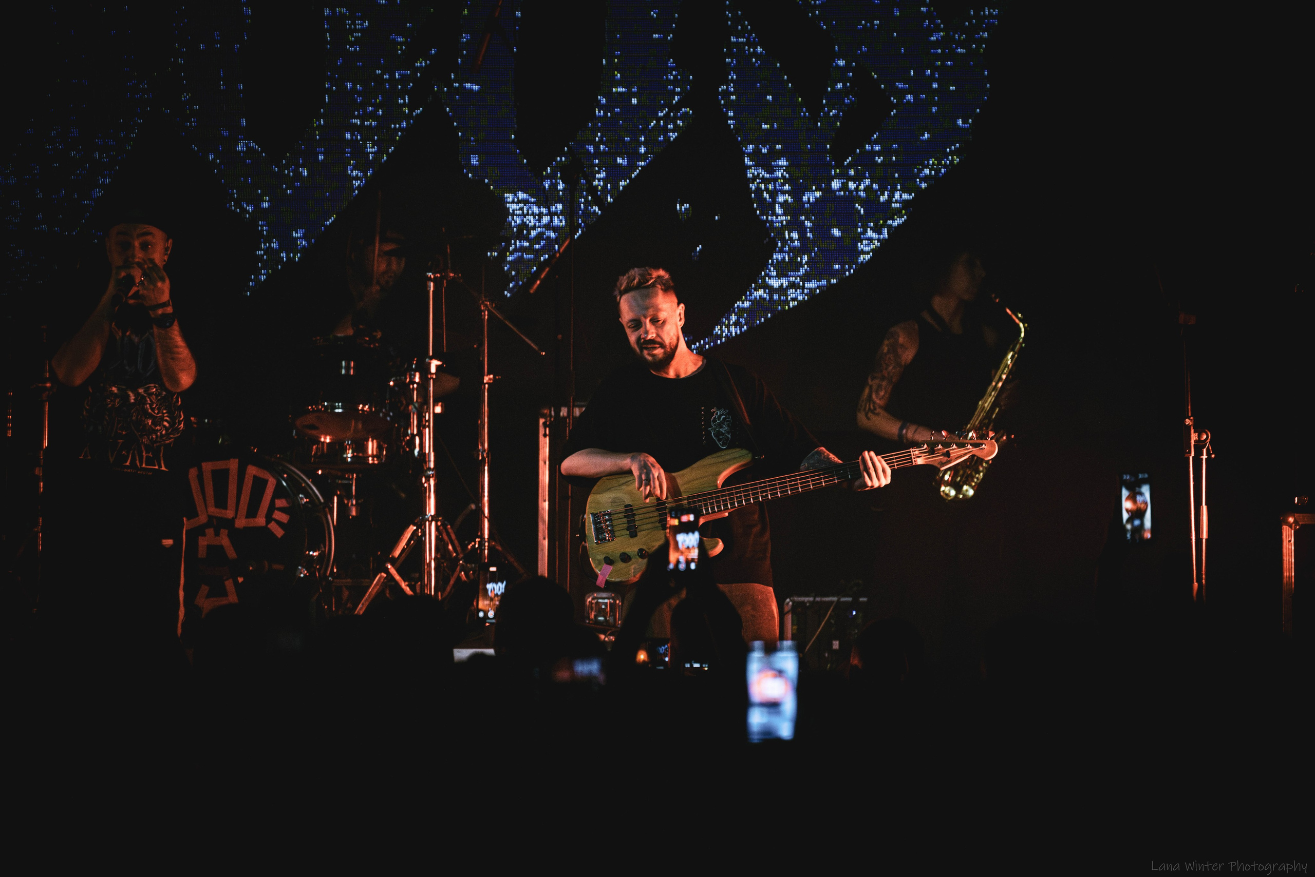 7000$ (25 января 2025 года, Москва, клуб Урбан). Фотограф Светлана Блинова, Москва и Московская область