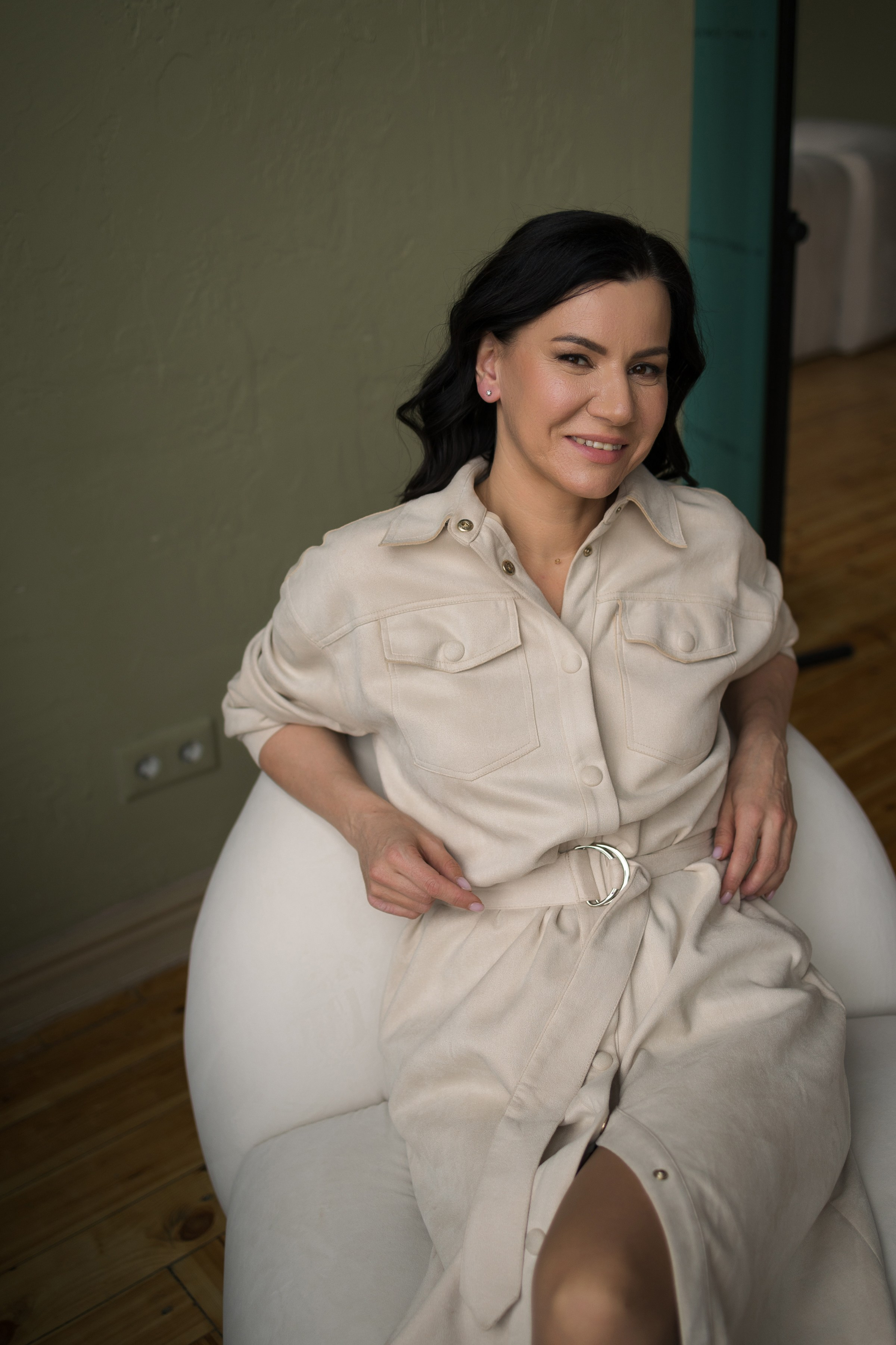 Деловой портрет. Портретный фотограф СПб, женский фотограф, минимализм и эстетика