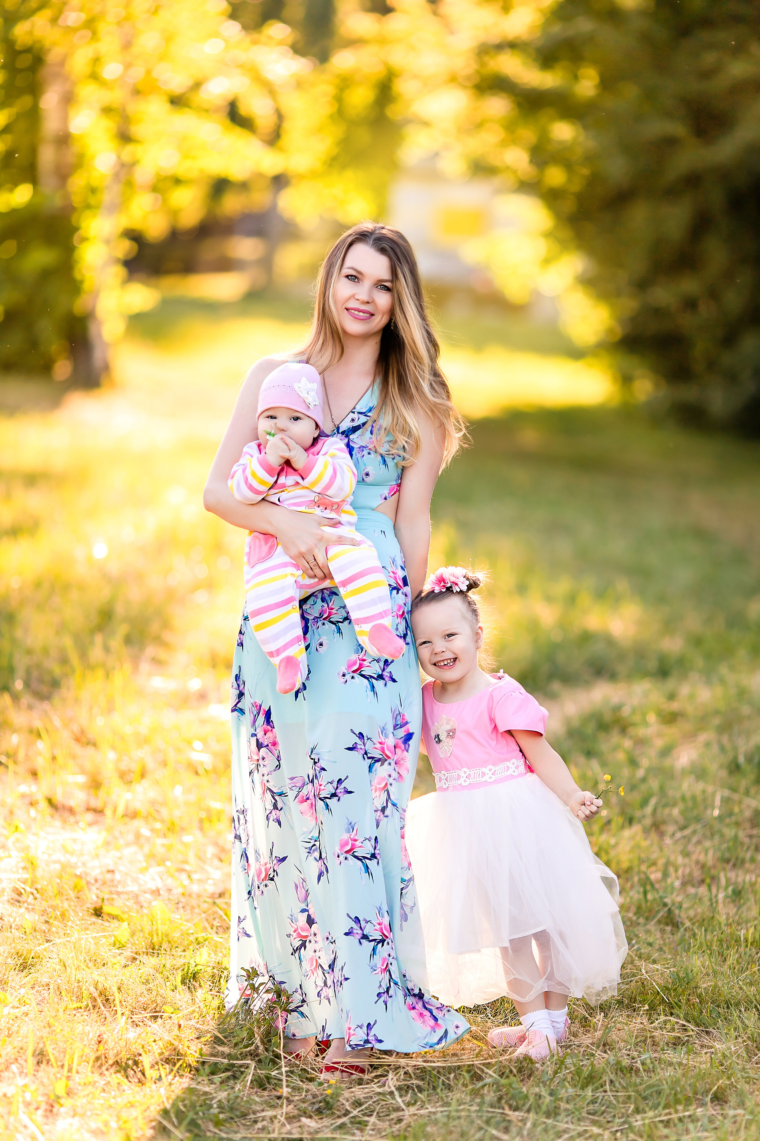 Прогулка в пионах. Семейный и свадебный фотограф в Чебоксарах и Новочебоксарске Ирина Юрь