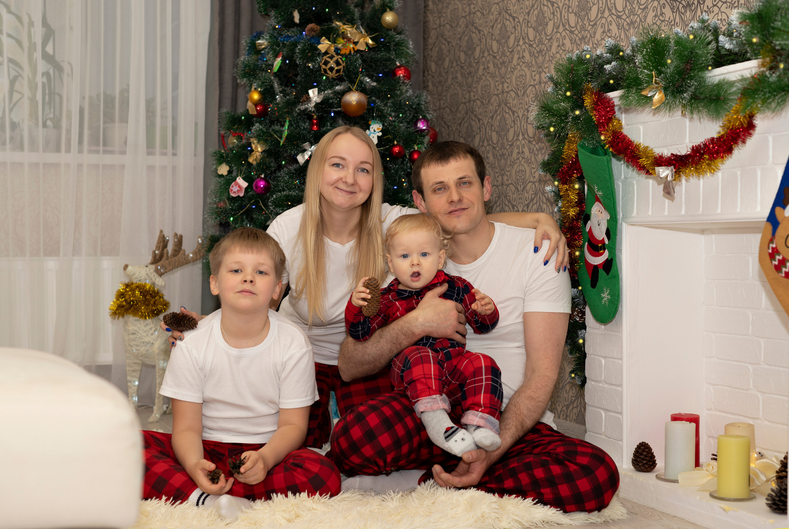 Новогодняя домашняя фотосессия. Детский и семейный фотограф г. Москва Оксана Катаджи