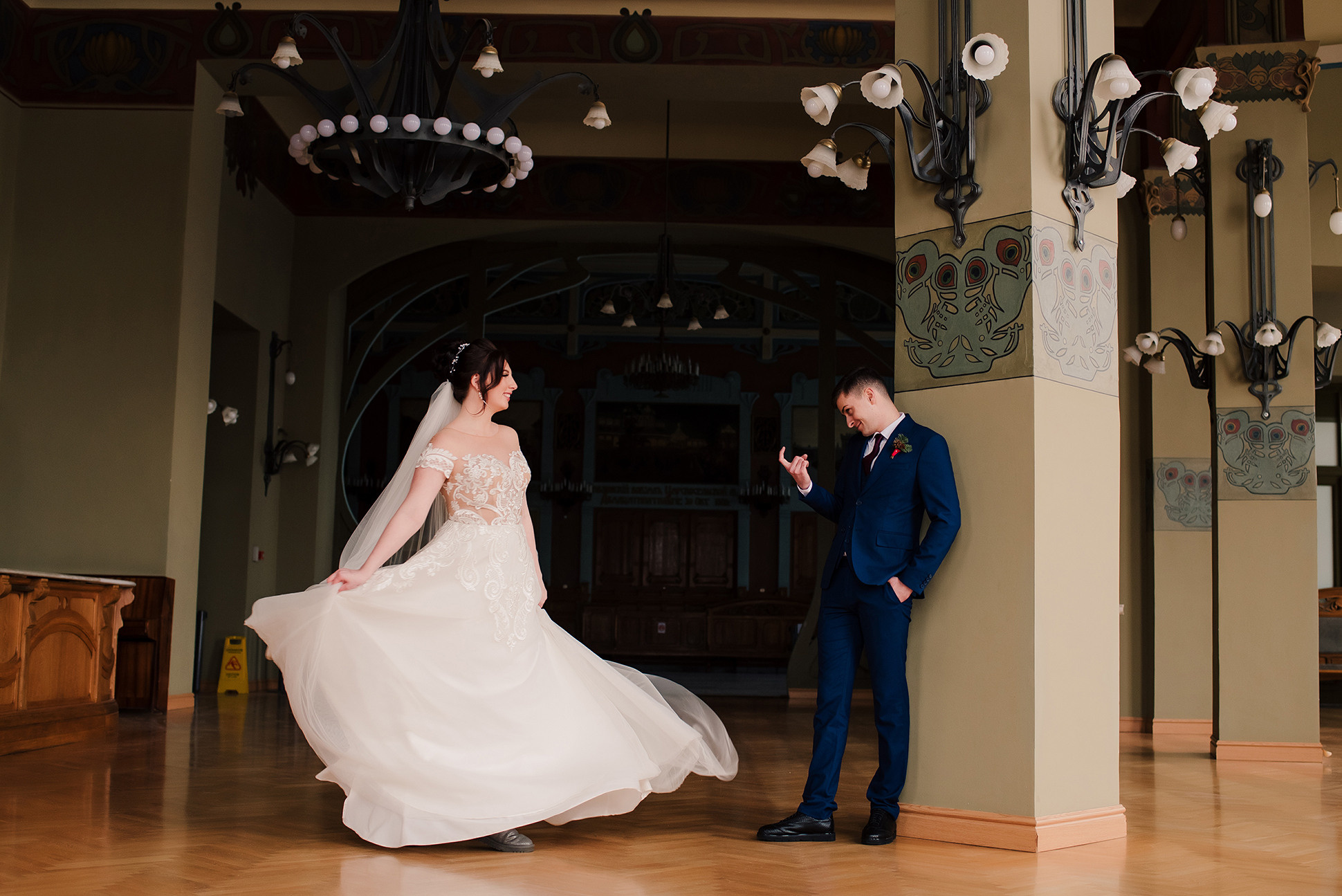 Саша и Леша. Вокзал для двоих. Семейный и Свадебный фотограф. Санкт-Петербург. Пушкин