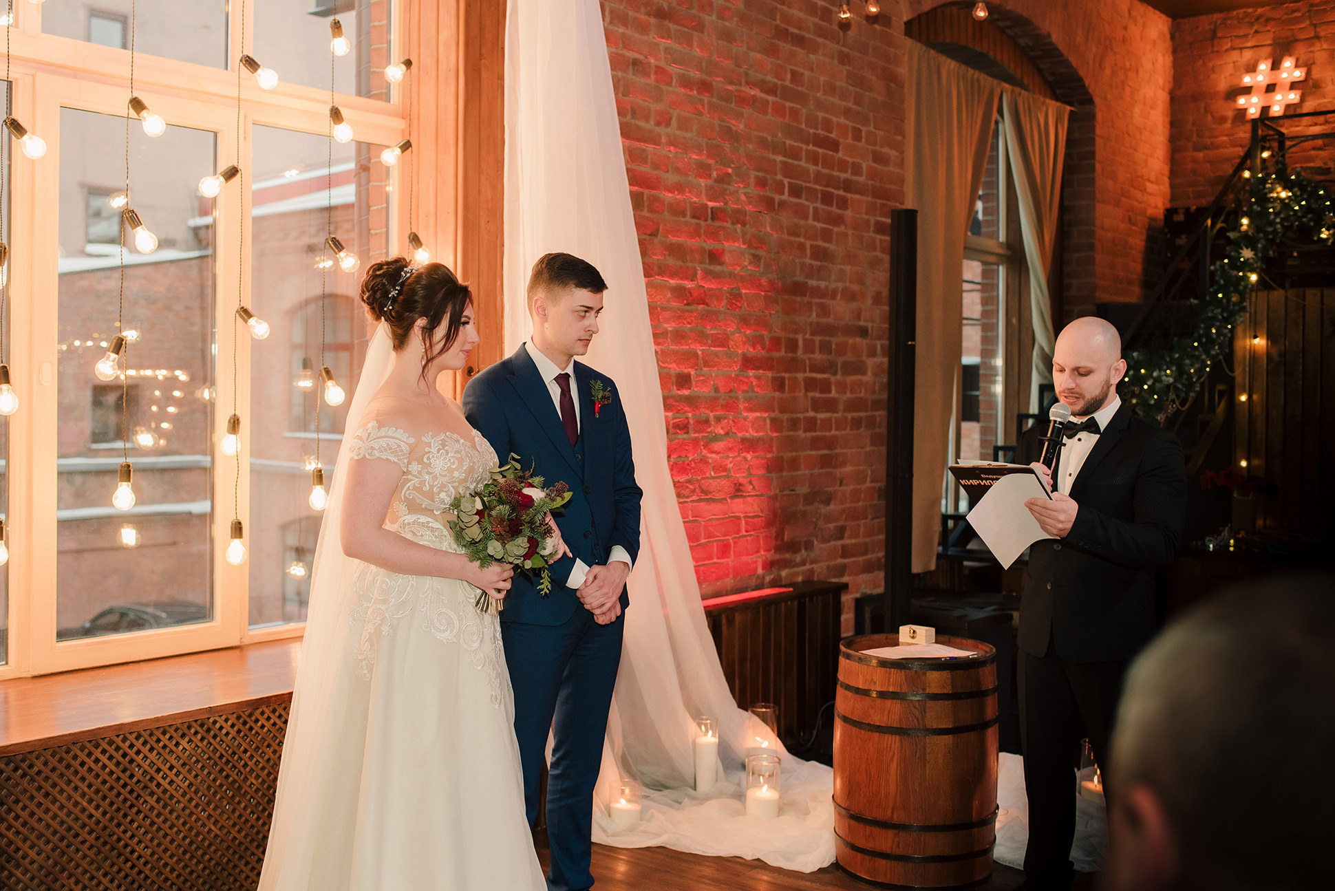 Саша и Леша. Вокзал для двоих. Семейный и Свадебный фотограф. Санкт-Петербург. Пушкин