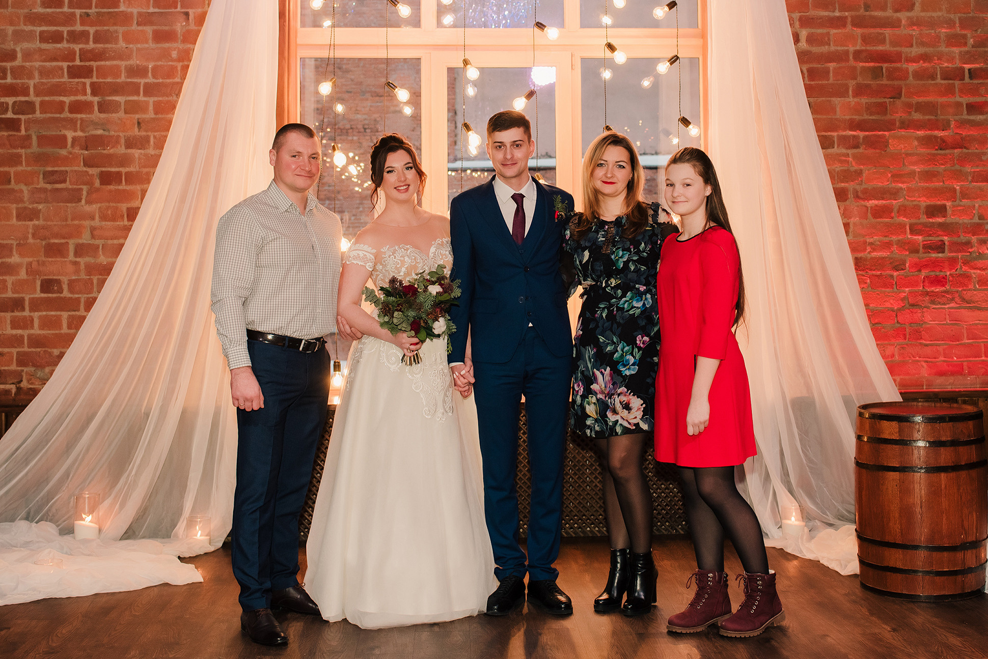 Саша и Леша. Вокзал для двоих. Семейный и Свадебный фотограф. Санкт-Петербург. Пушкин