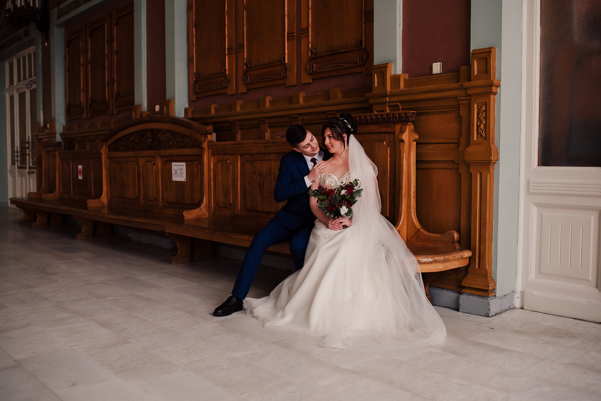 Саша и Леша. Вокзал для двоих. Семейный и Свадебный фотограф. Санкт-Петербург. Пушкин