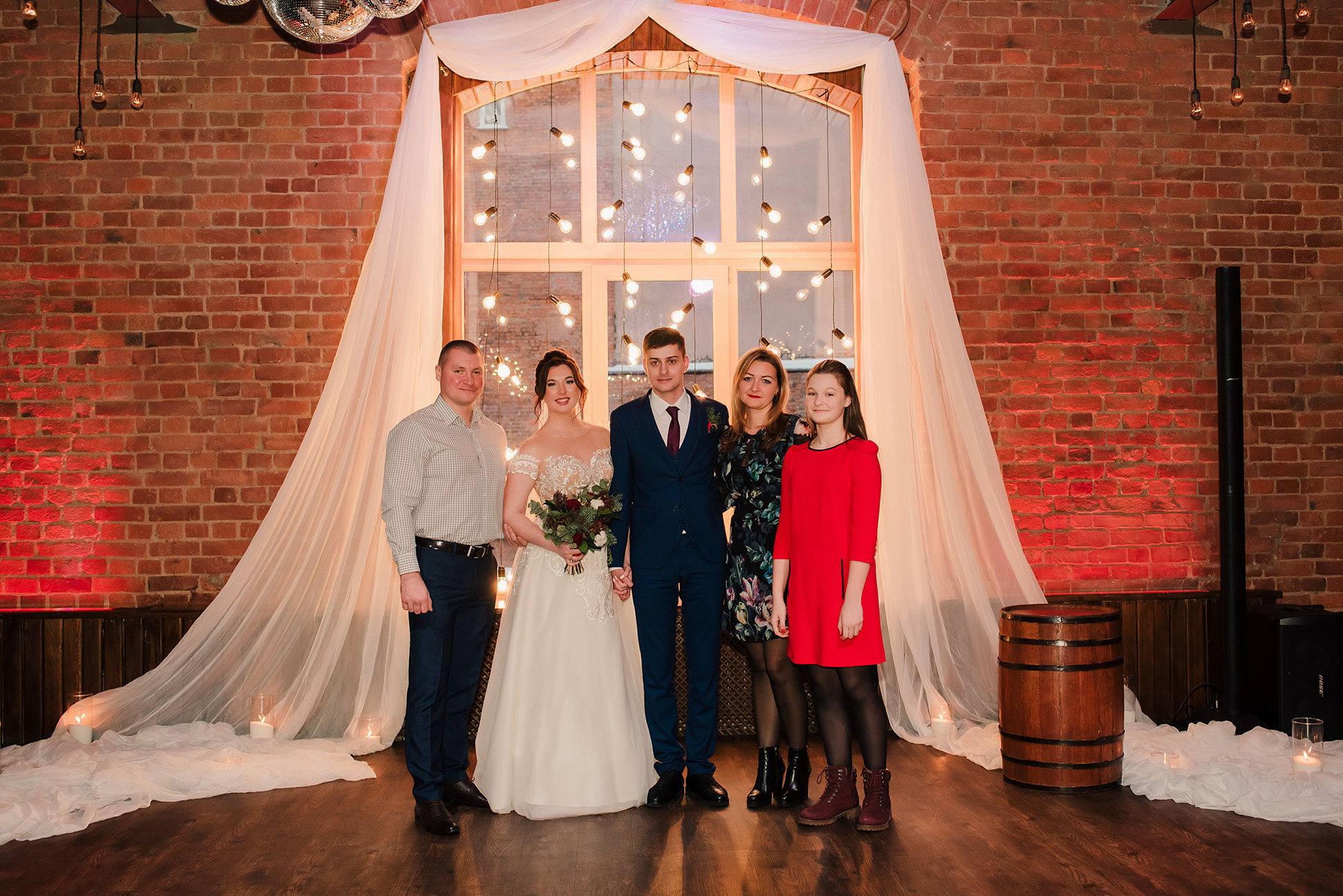 Саша и Леша. Вокзал для двоих. Семейный и Свадебный фотограф. Санкт-Петербург. Пушкин