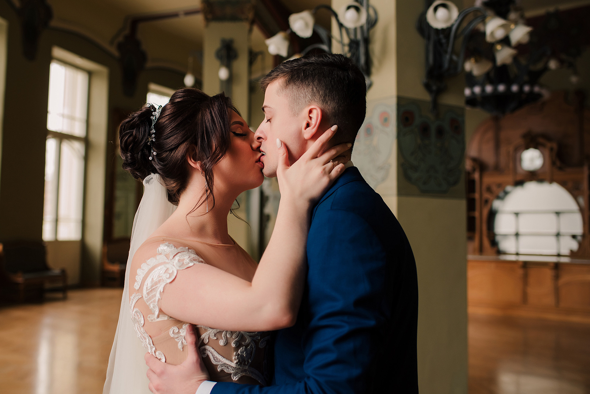 Саша и Леша. Вокзал для двоих. Семейный и Свадебный фотограф. Санкт-Петербург. Пушкин