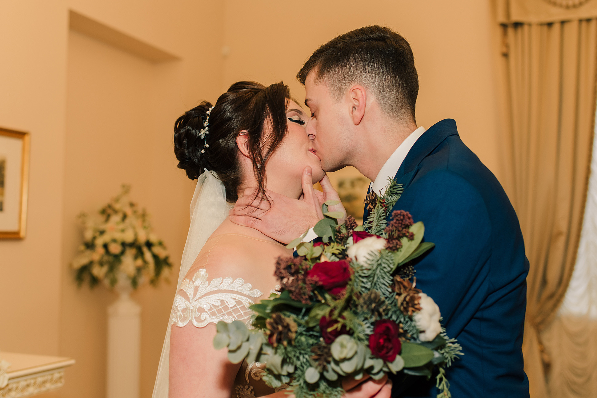 Саша и Леша. Вокзал для двоих. Семейный и Свадебный фотограф. Санкт-Петербург. Пушкин