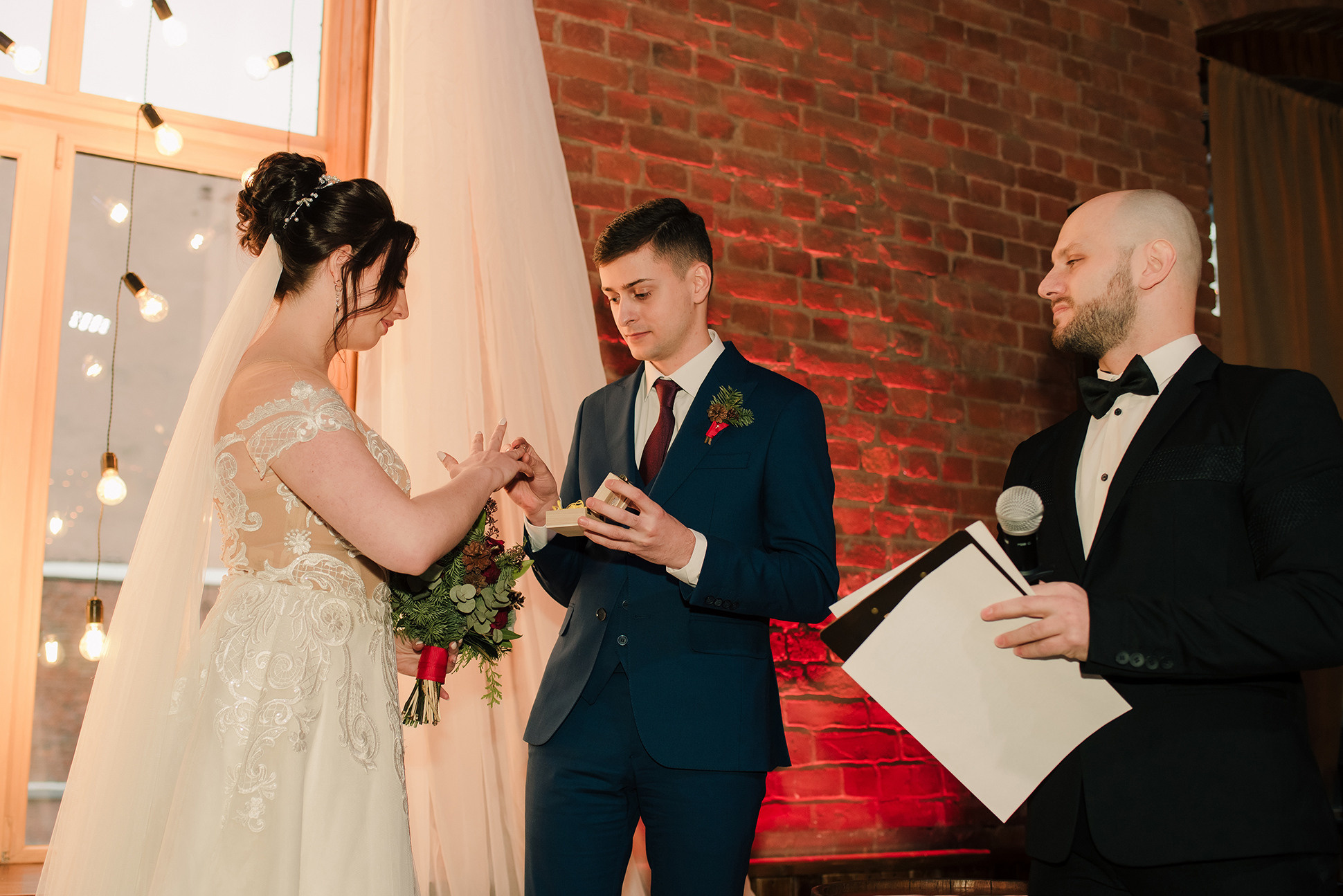 Саша и Леша. Вокзал для двоих. Семейный и Свадебный фотограф. Санкт-Петербург. Пушкин