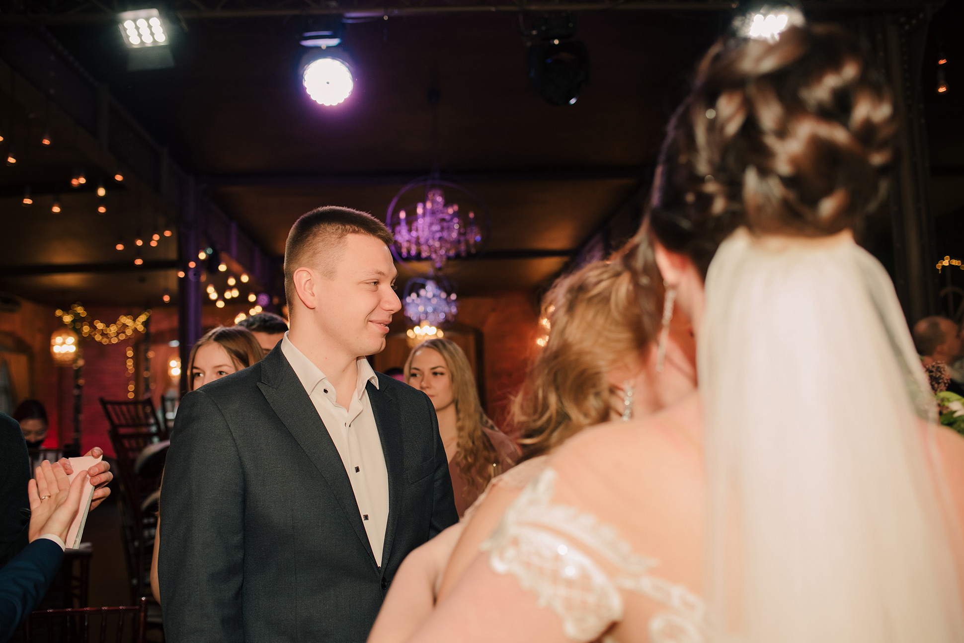 Саша и Леша. Вокзал для двоих. Семейный и Свадебный фотограф. Санкт-Петербург. Пушкин