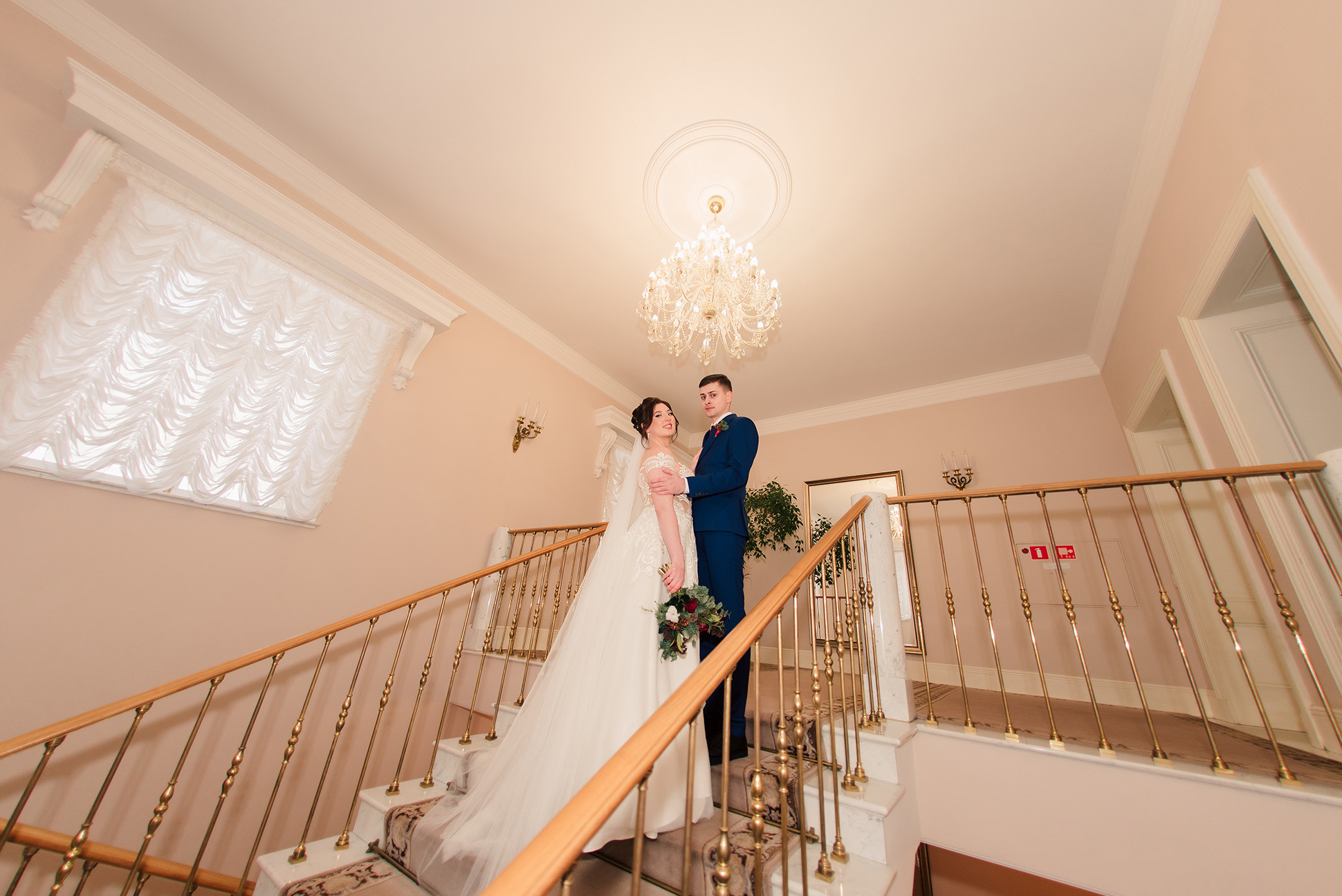 Саша и Леша. Вокзал для двоих. Семейный и Свадебный фотограф. Санкт-Петербург. Пушкин