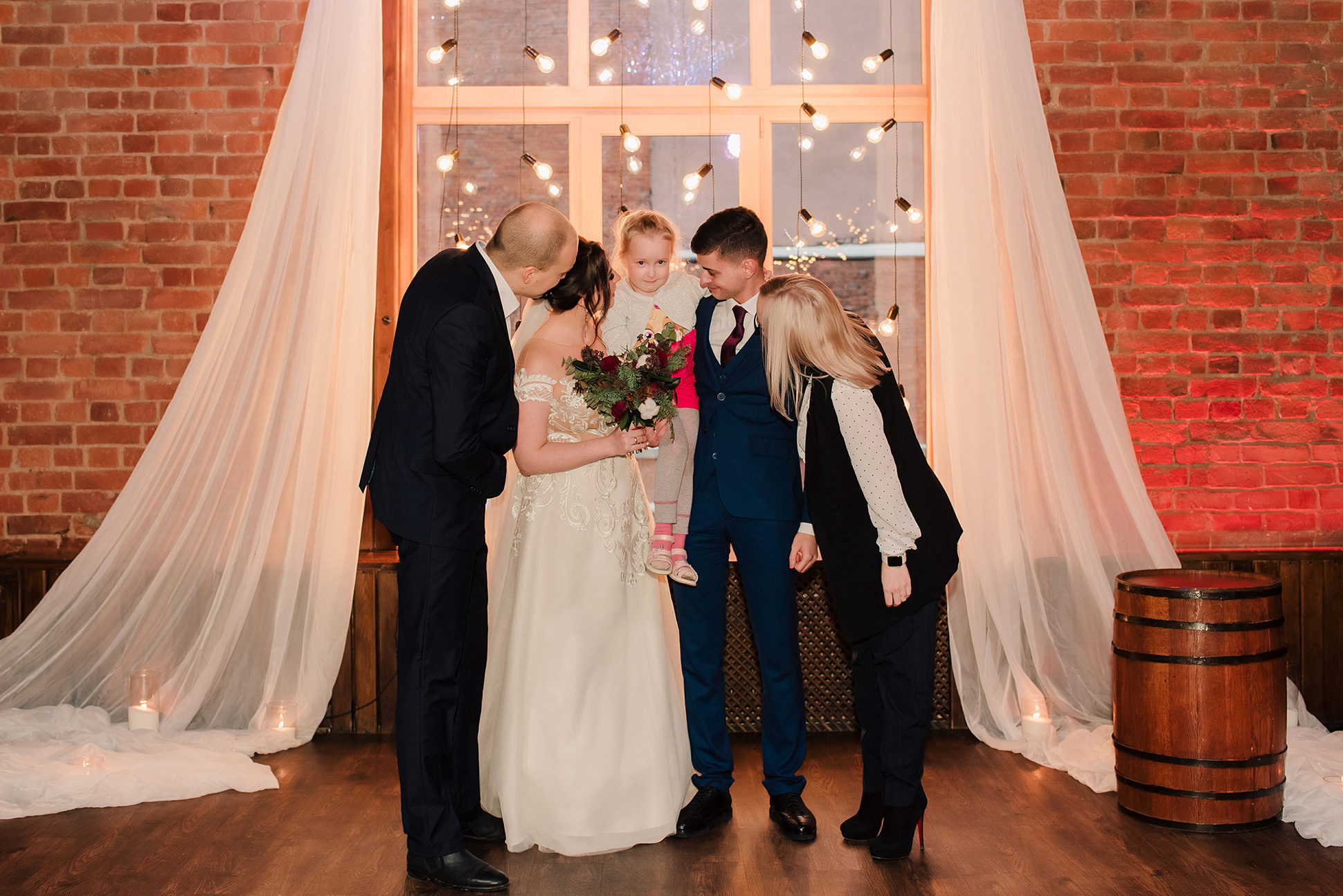 Саша и Леша. Вокзал для двоих. Семейный и Свадебный фотограф. Санкт-Петербург. Пушкин