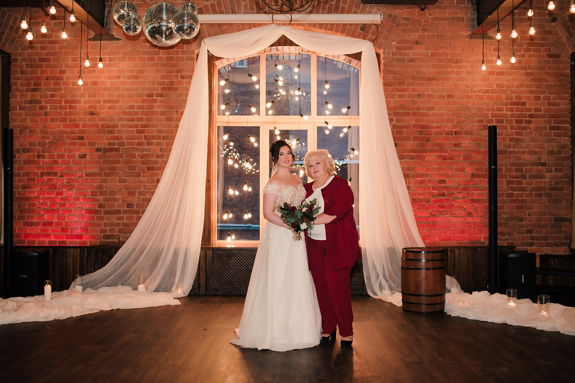 Саша и Леша. Вокзал для двоих. Семейный и Свадебный фотограф. Санкт-Петербург. Пушкин