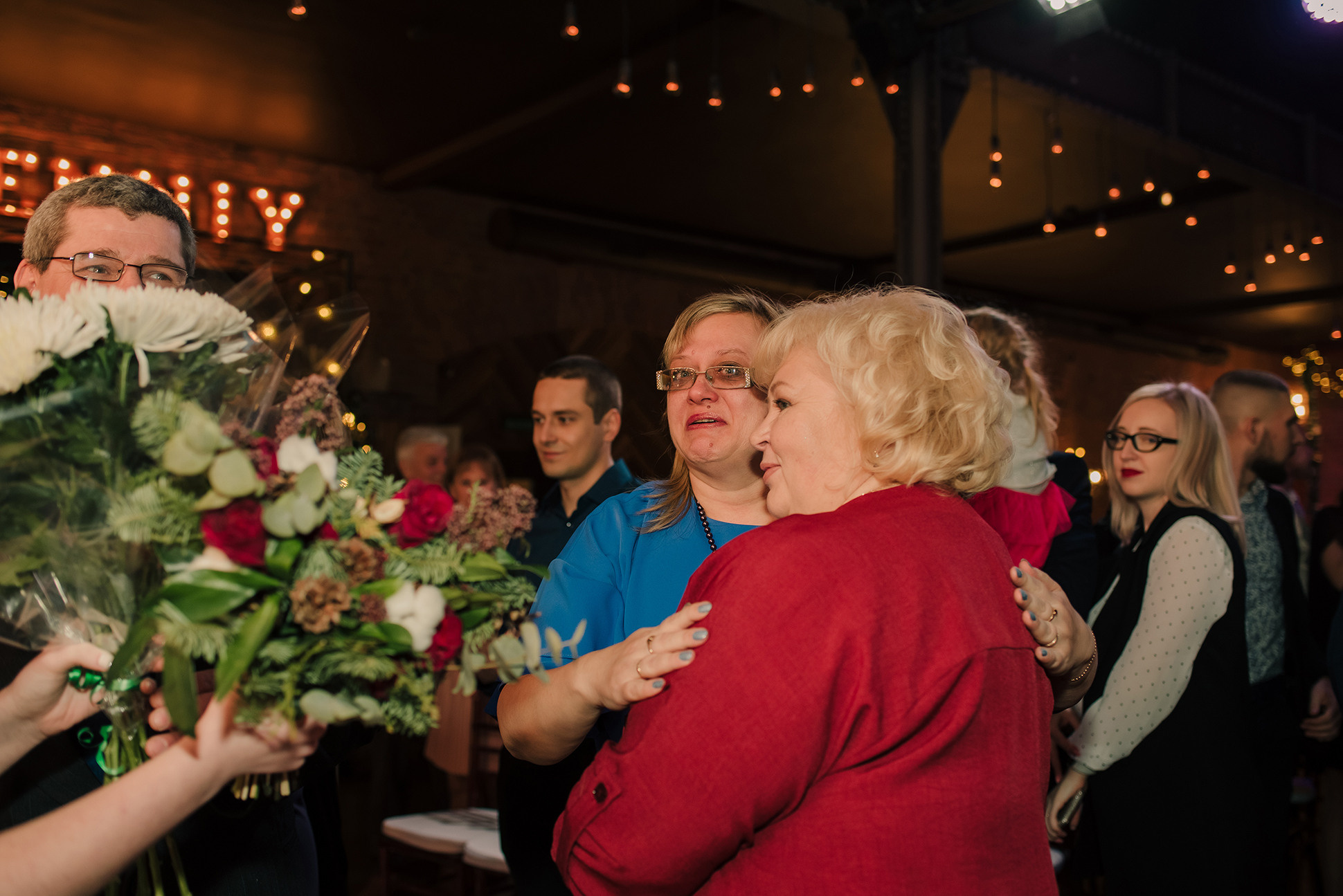 Саша и Леша. Вокзал для двоих. Семейный и Свадебный фотограф. Санкт-Петербург. Пушкин